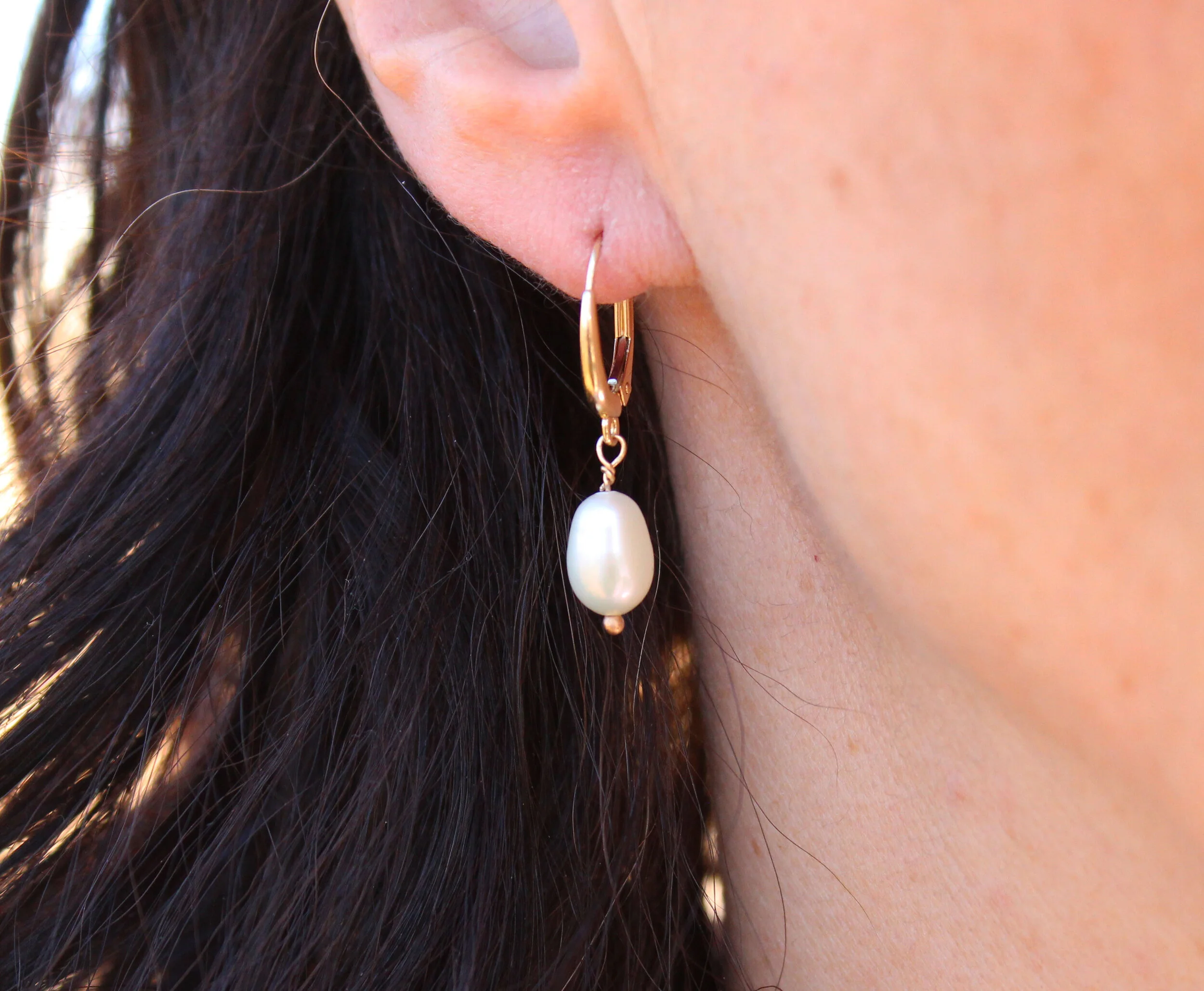 pearl earrings8.jpg