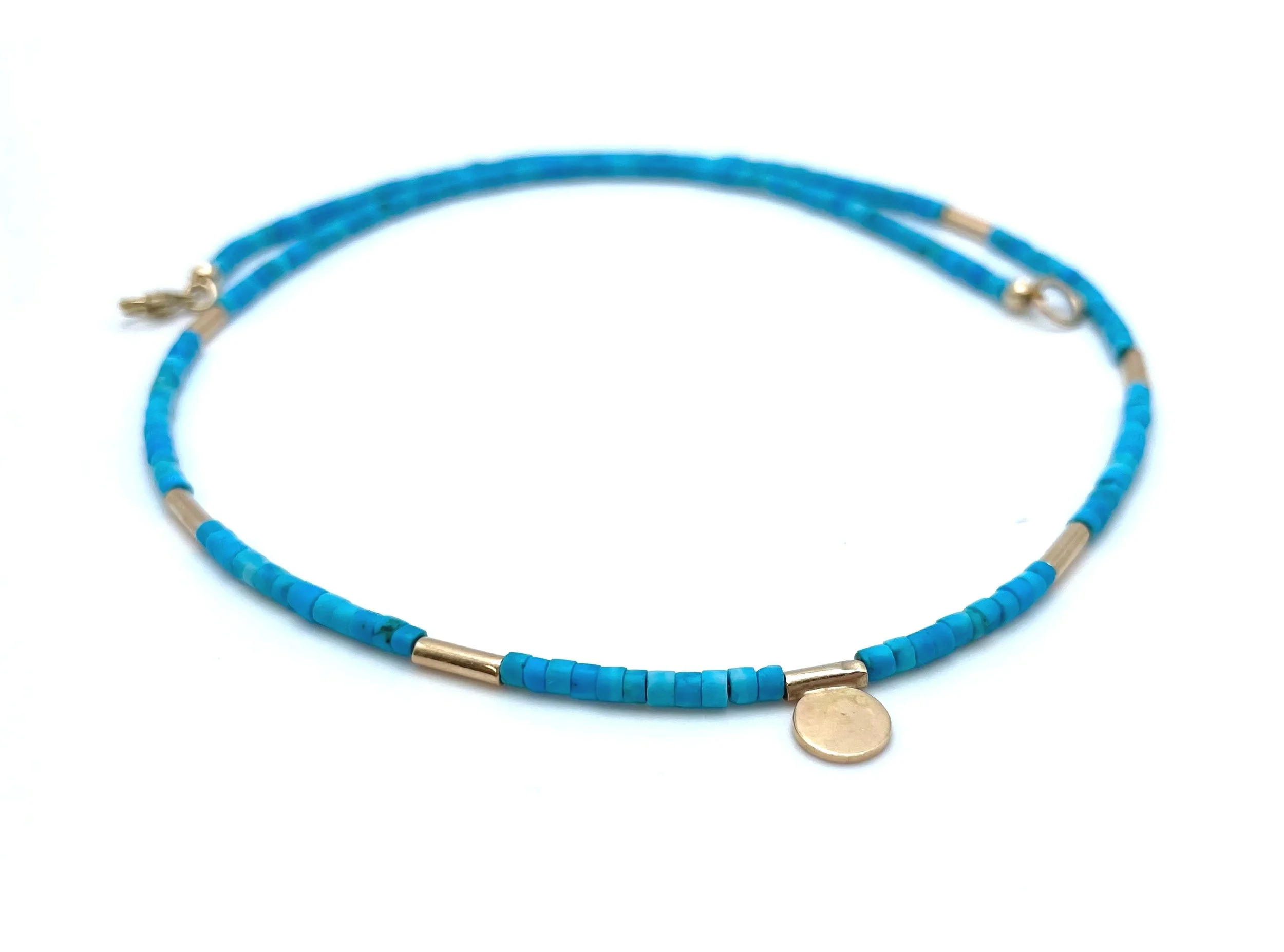 Turquoise+heishi+necklace+2.jpg