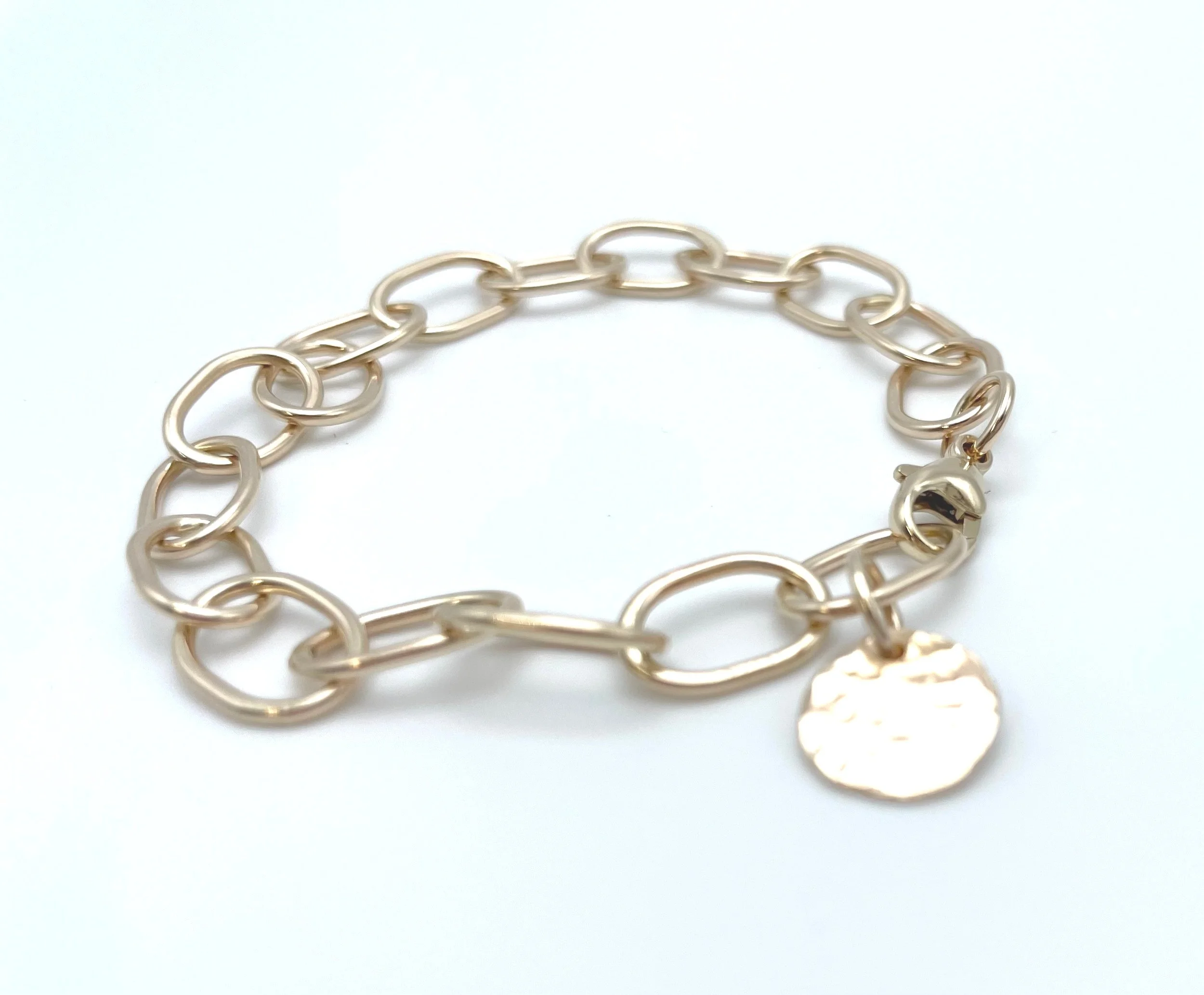 Gold+link+bracelet.jpg