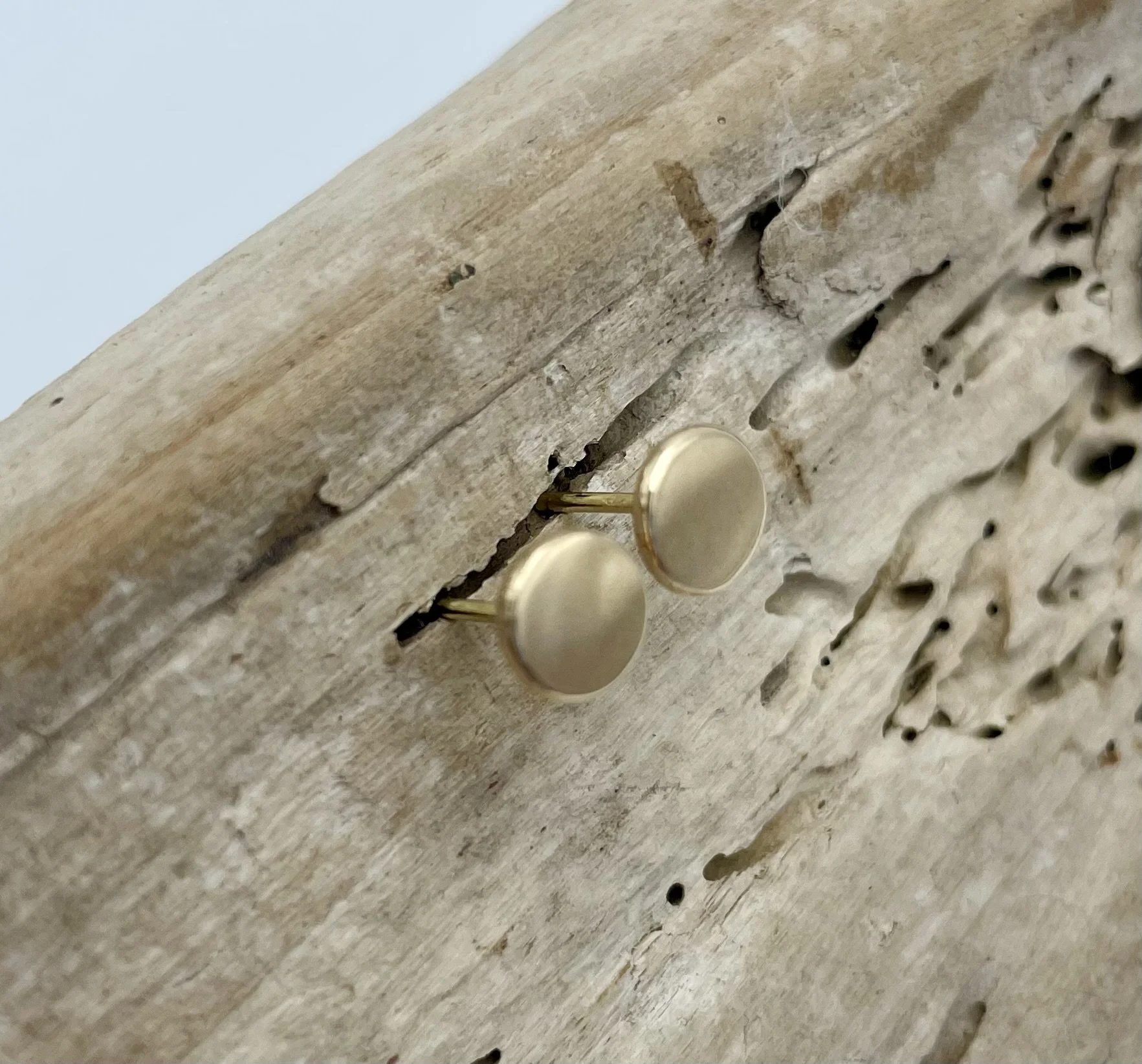 18k studs6.jpg