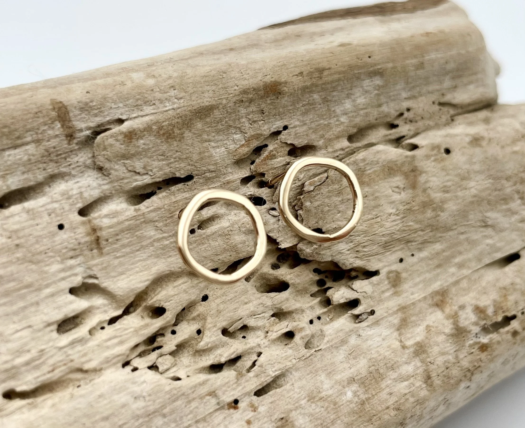 circle studs4.jpg