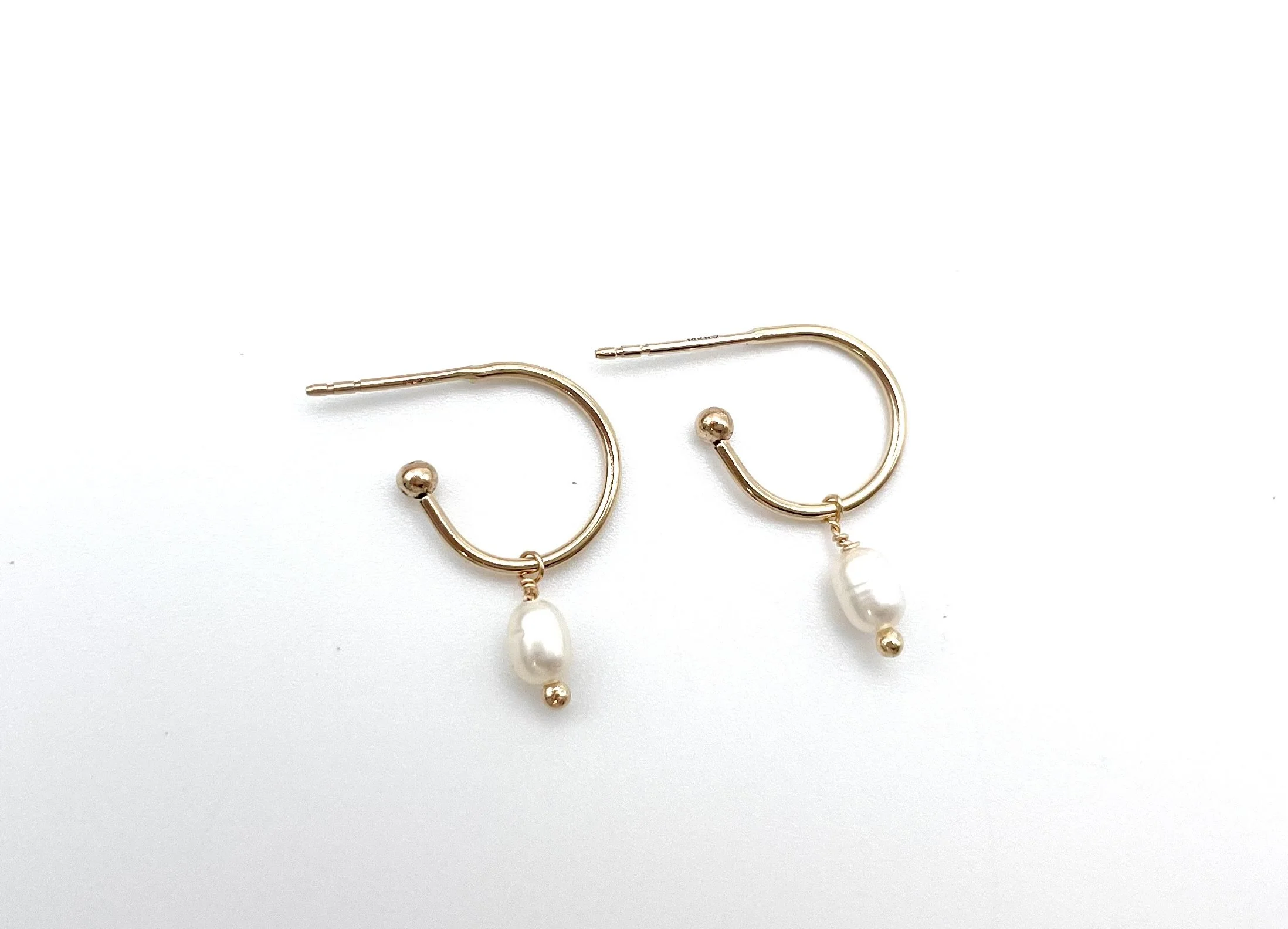 pearl hoop earrings6.jpg