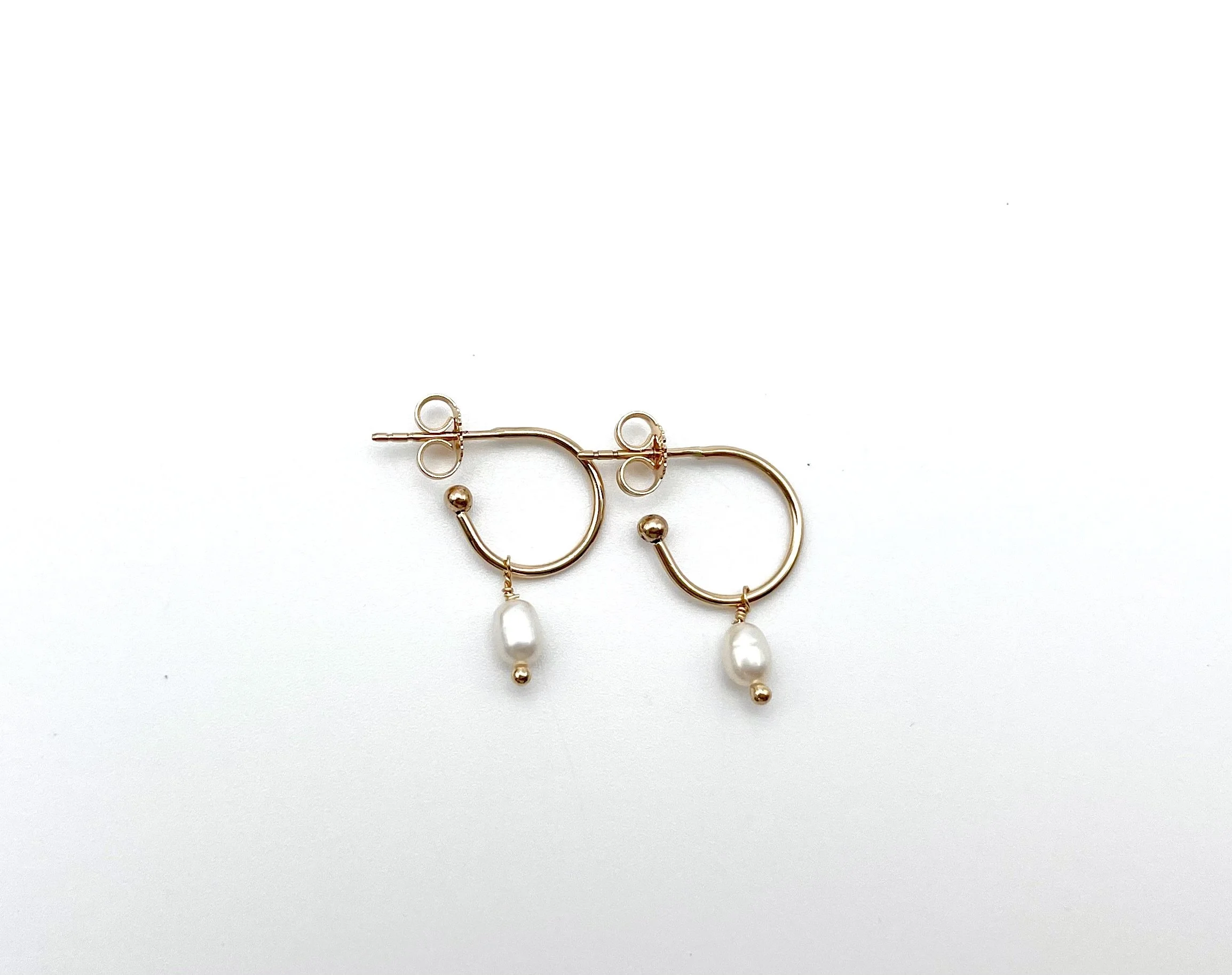 pearl hoop earrings5.jpg
