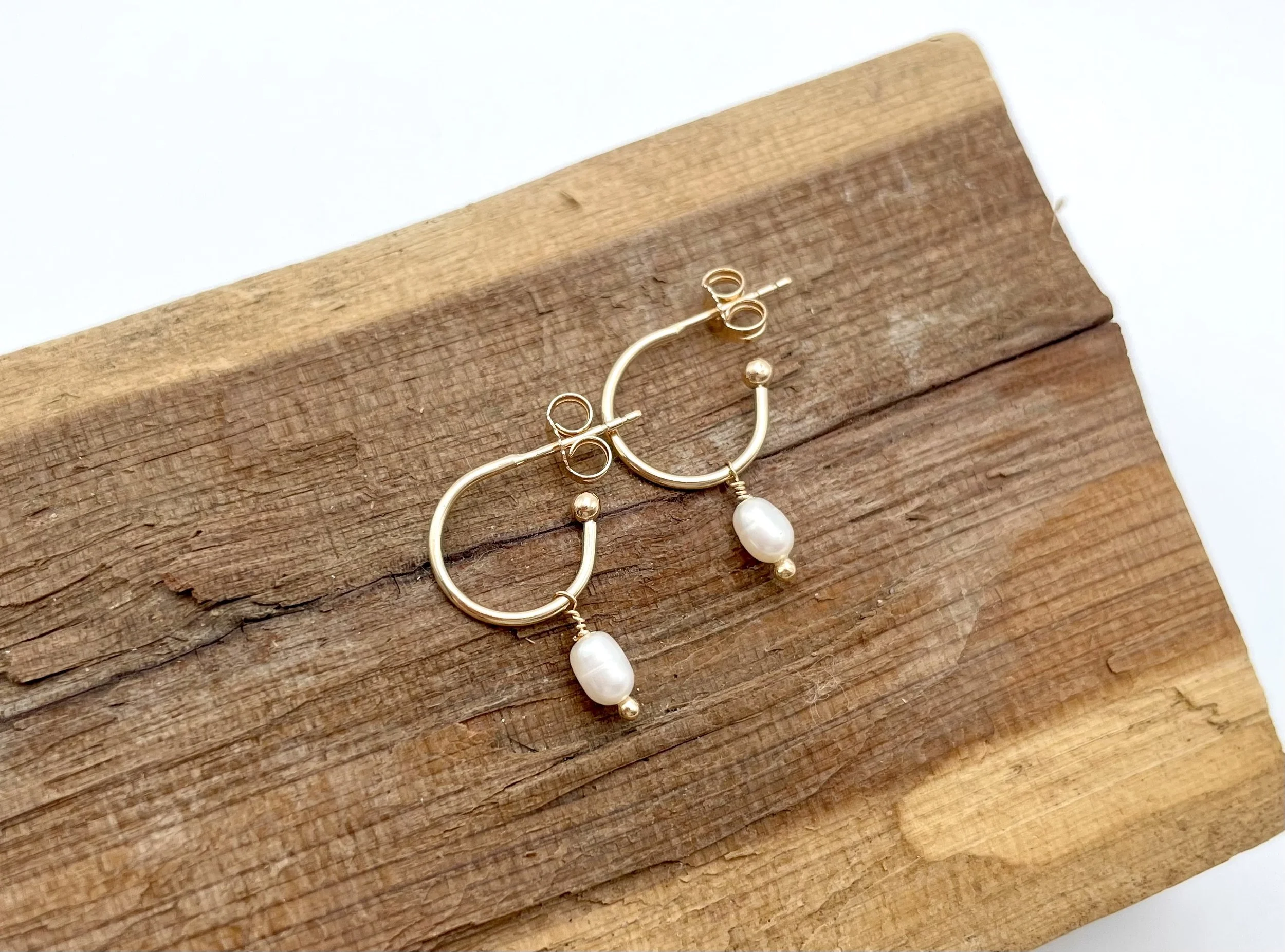 pearl hoop earrings4.jpg