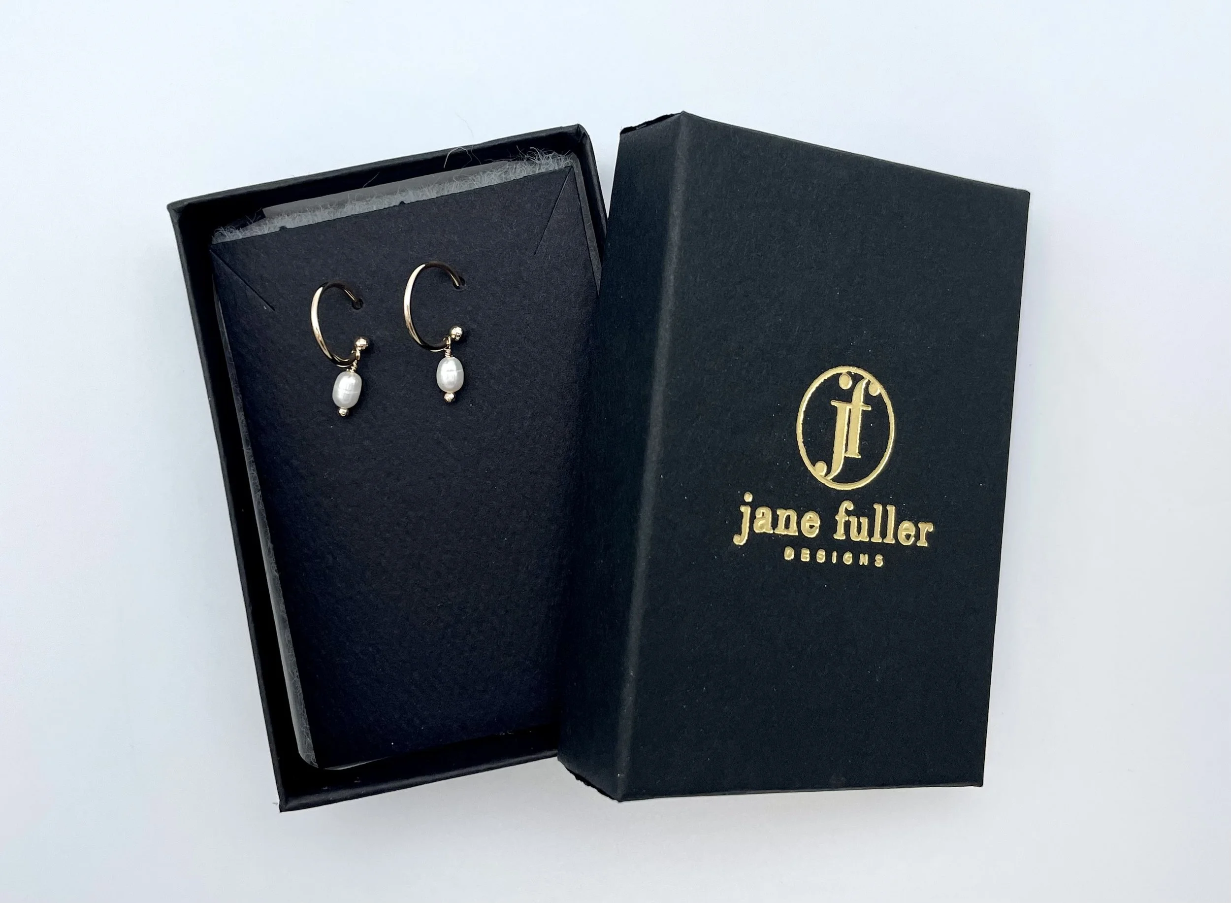 pearl hoop earrings8.jpg