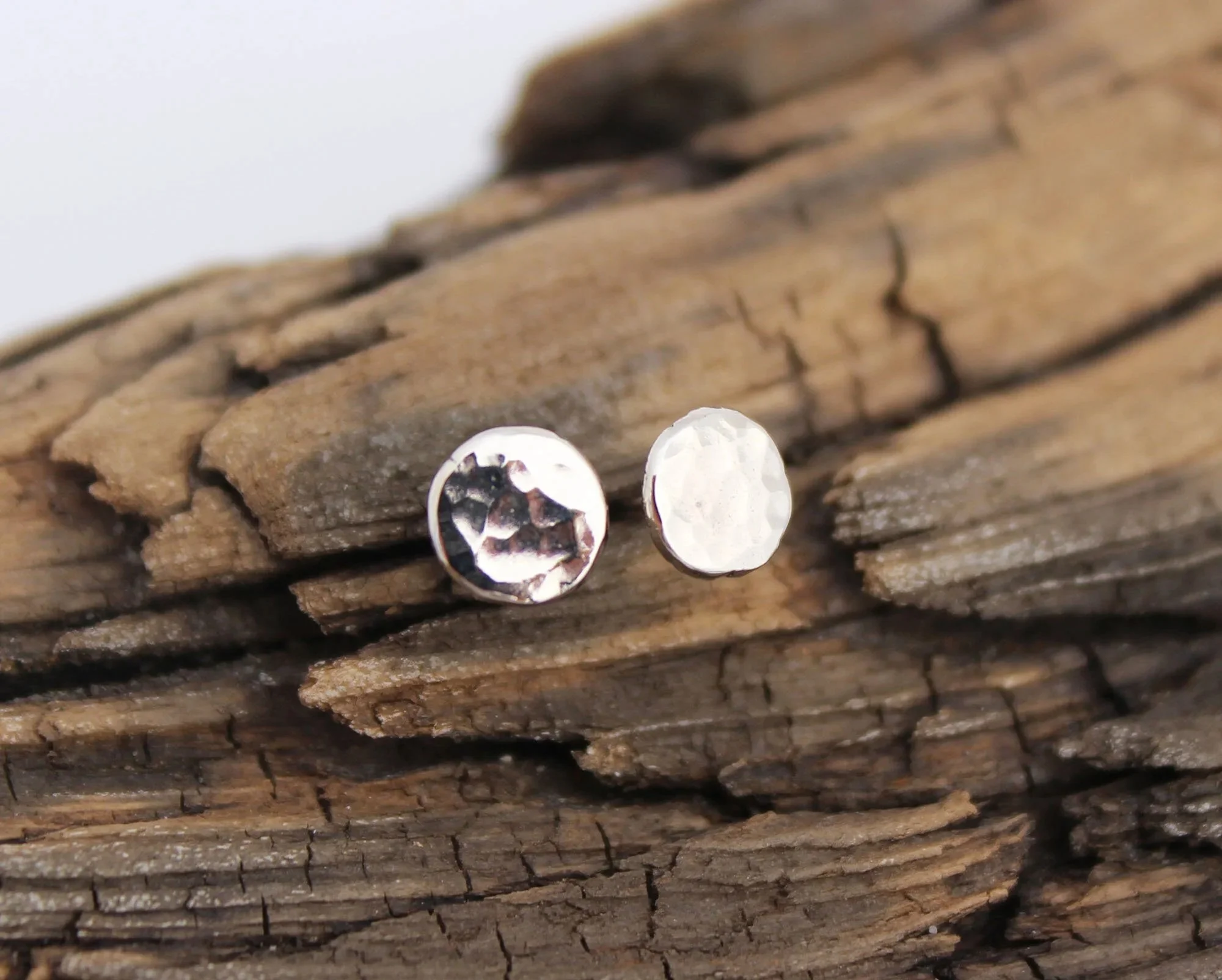 hammered white gold studs 14k