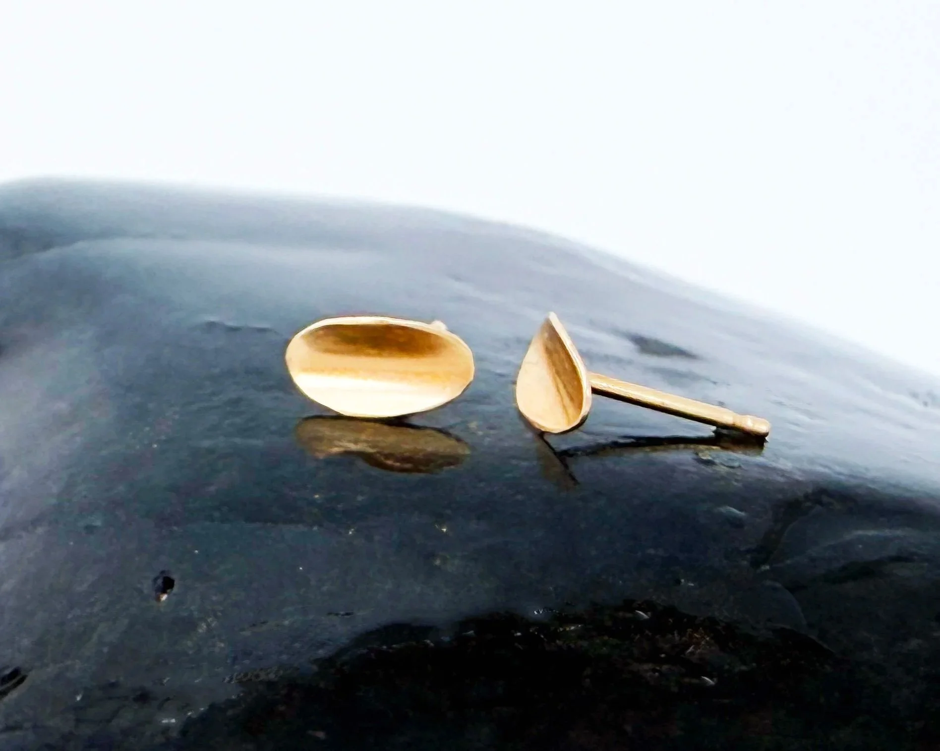 14k solid gold leaf earrings