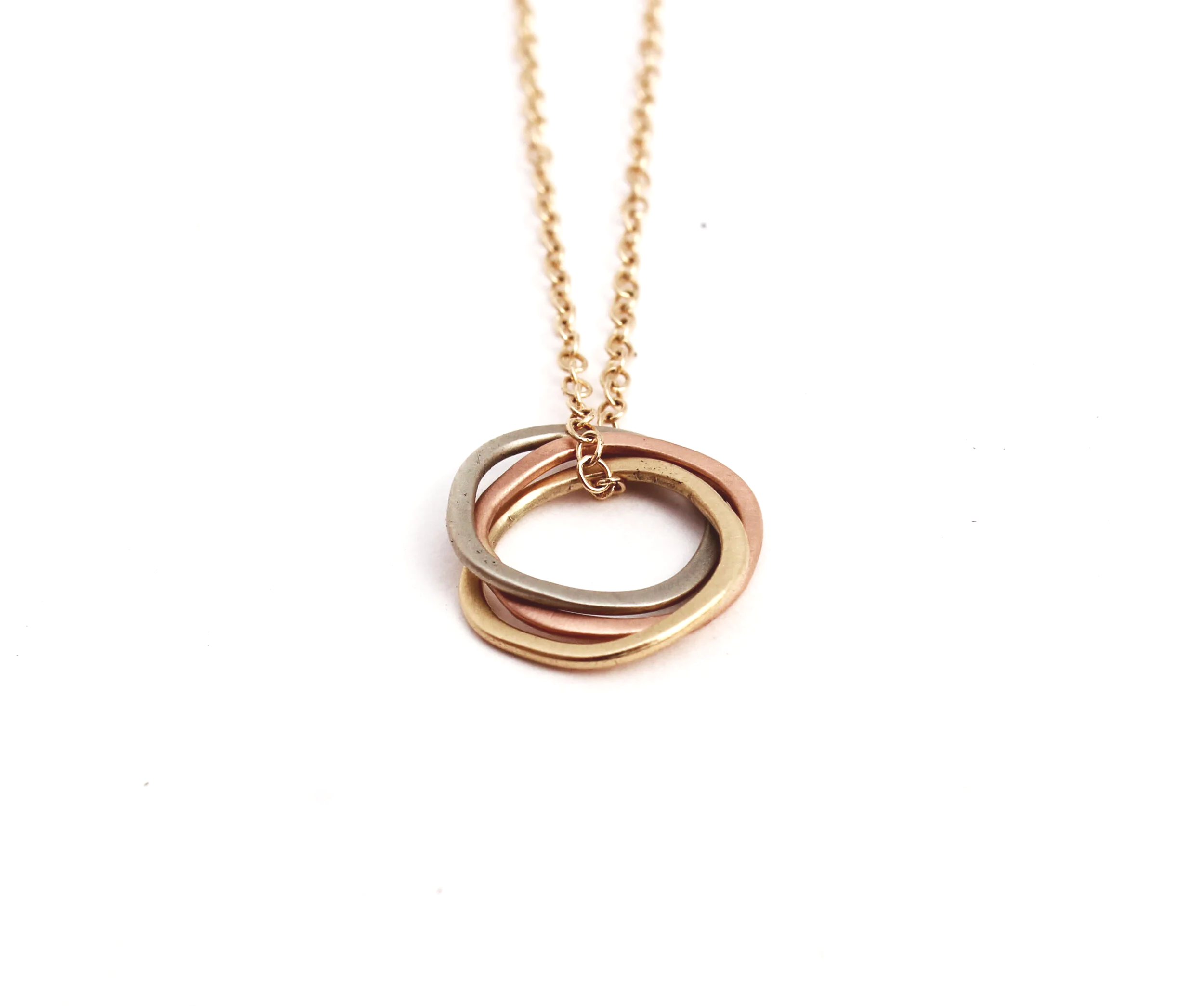 interlocking circles pendant in tri color gold 14k