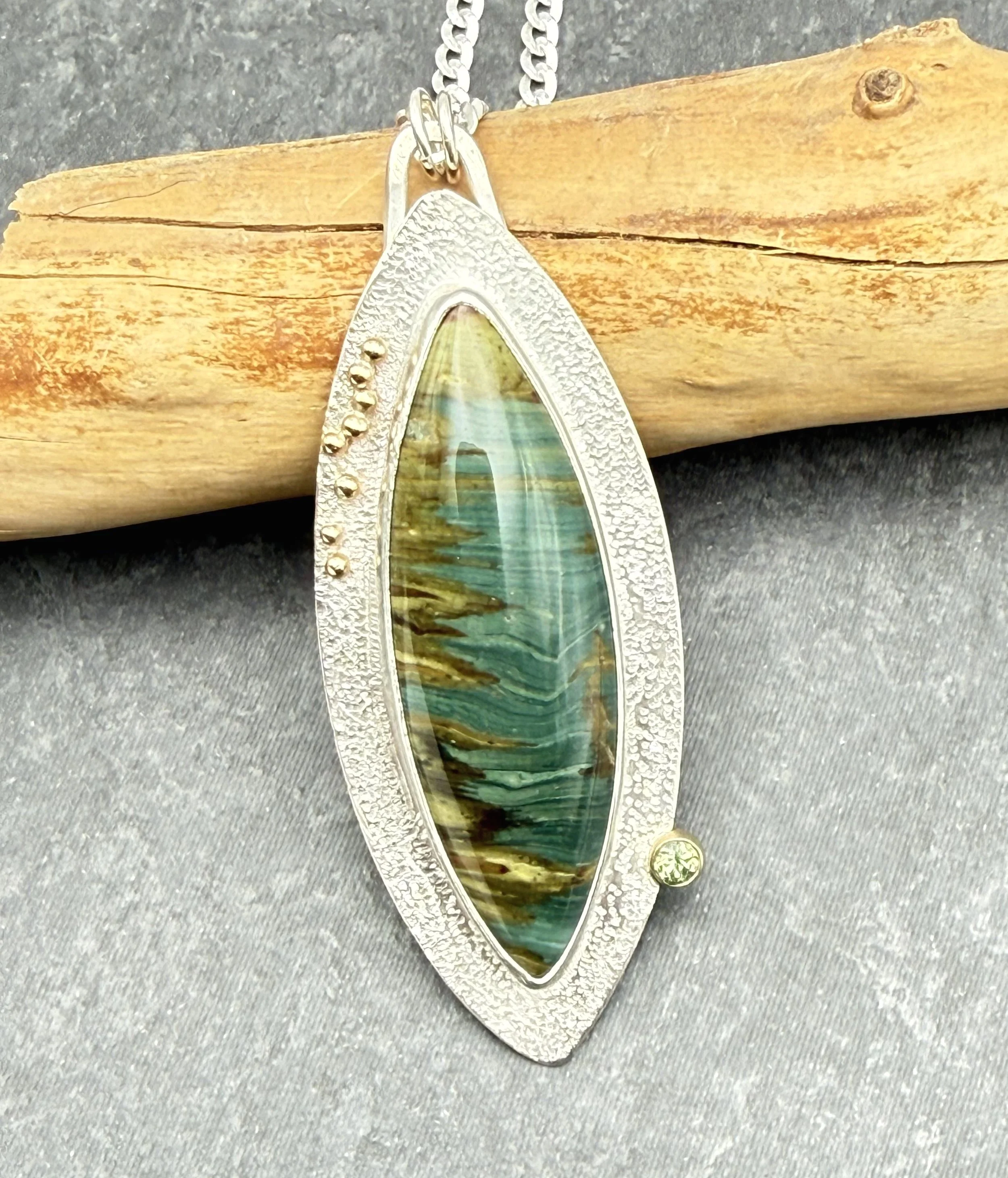 Gary Green Jasper Pendant necklace in silver and gold