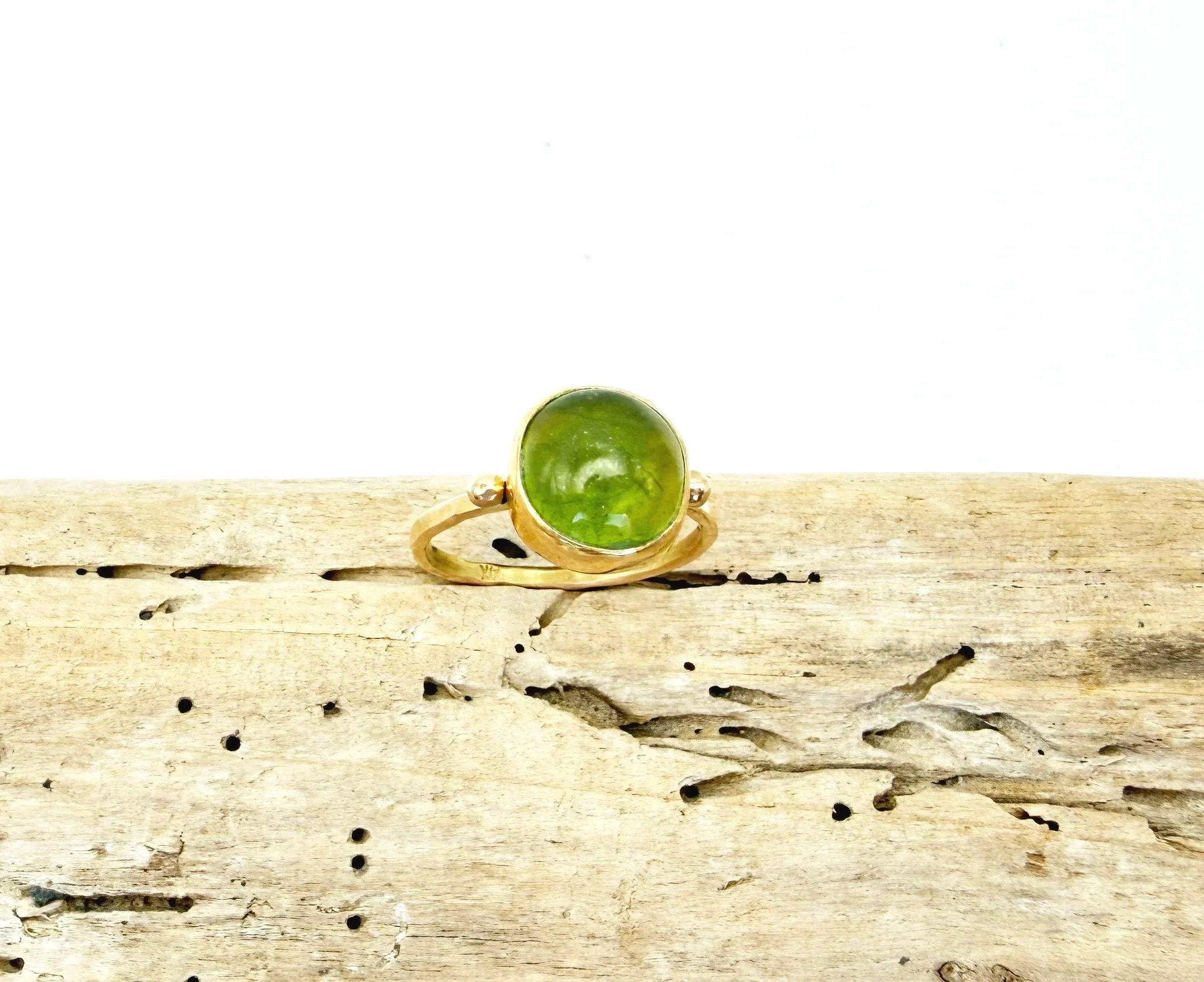 August gift - gold peridot jewelry