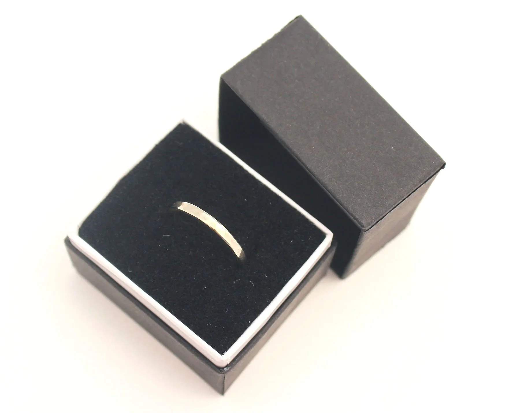 2mm white gold wedding ring hammered