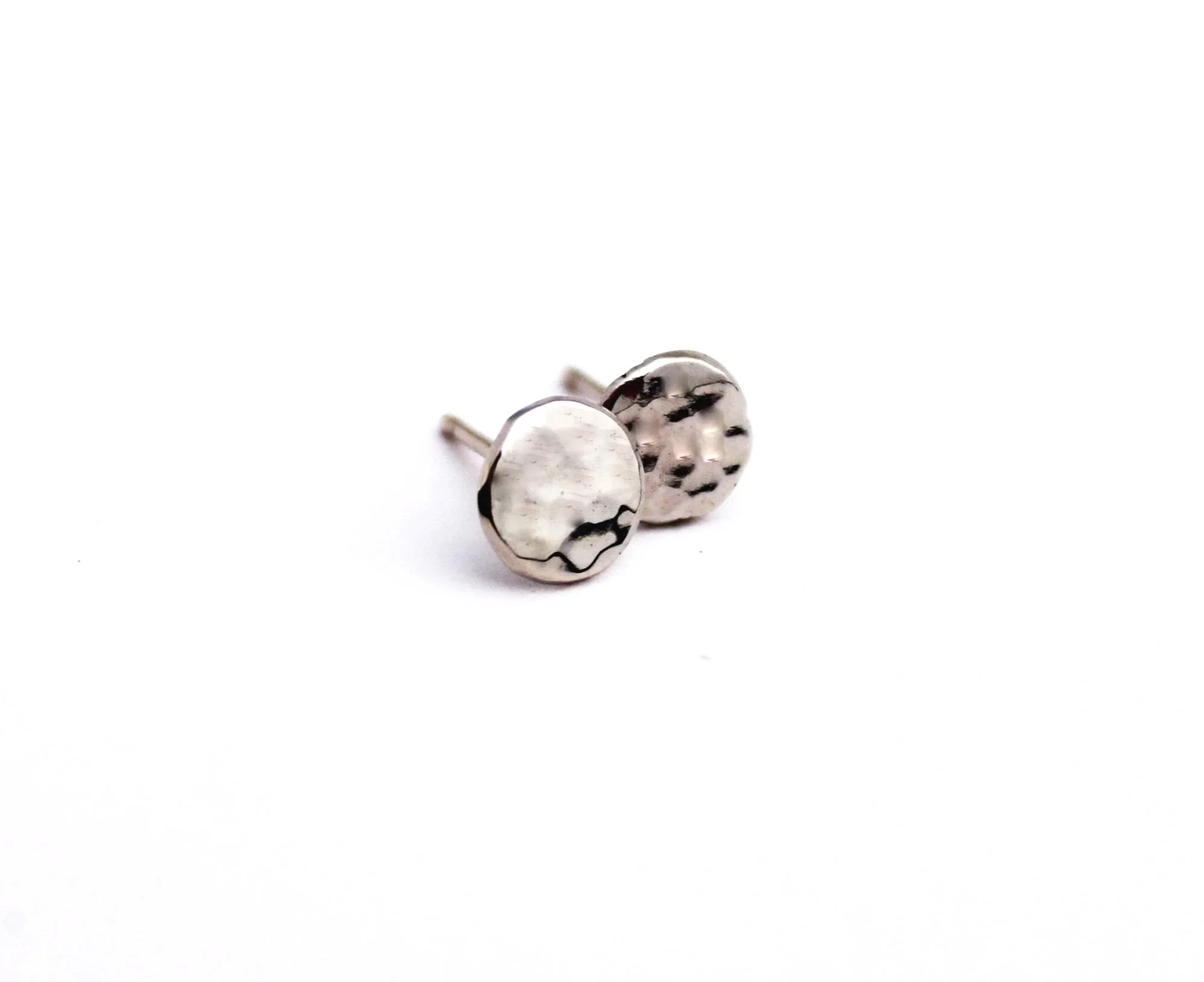 small white gold disc studs hammered 14k