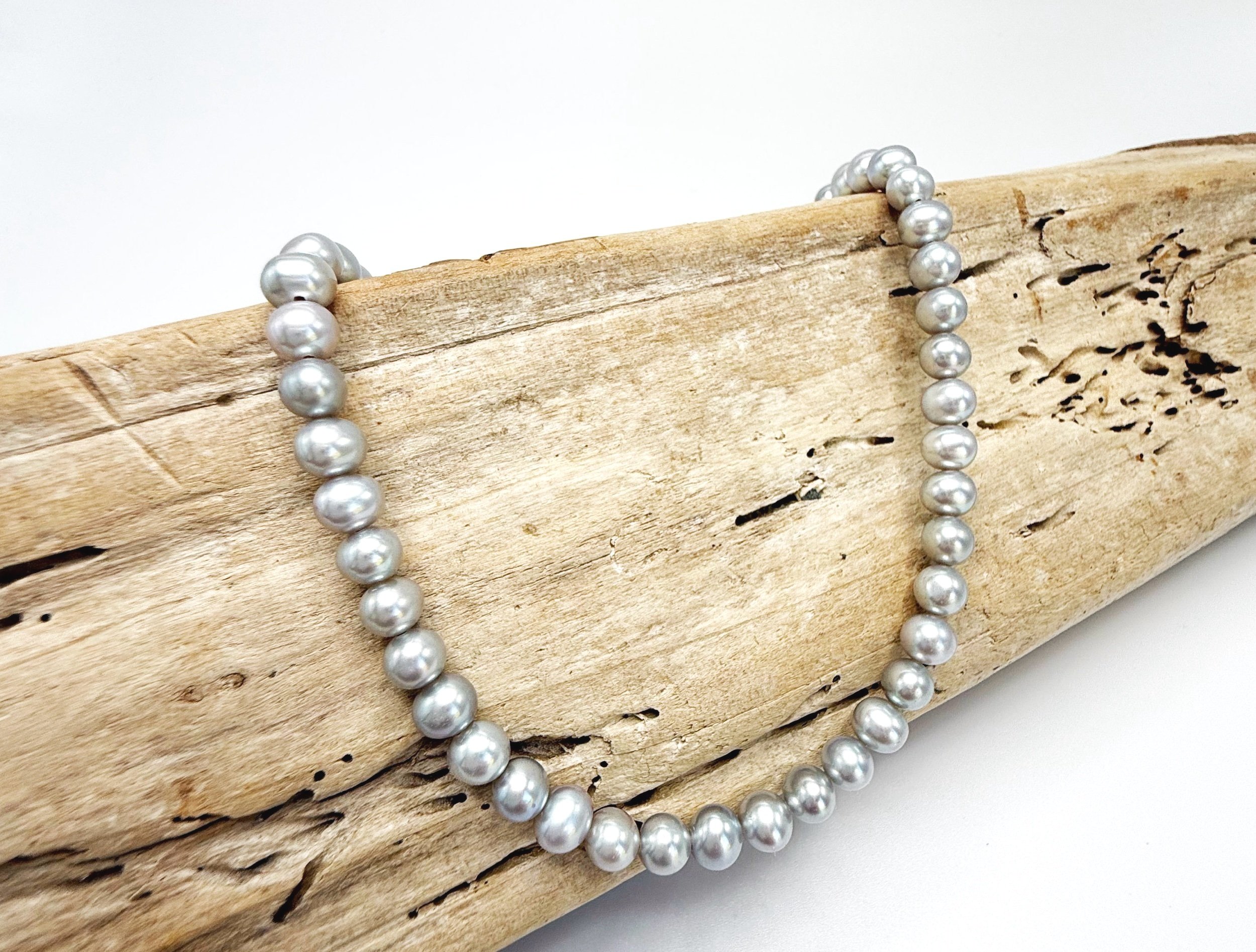 handmade gray pearl necklace 14k gold