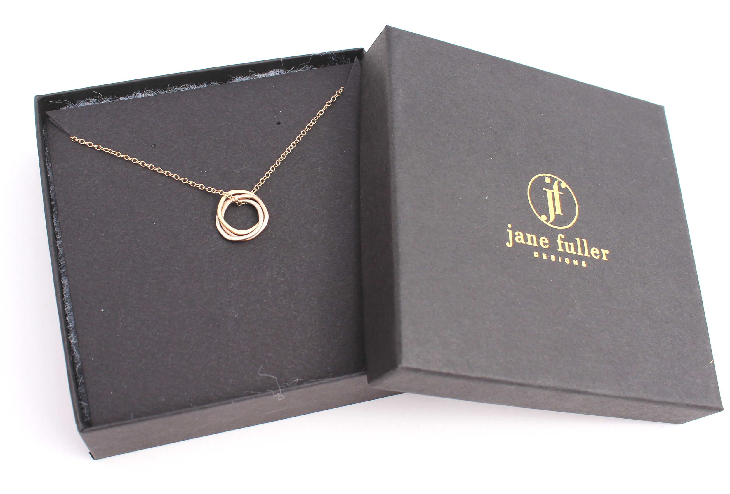 minimalist handmade three interlocking circles pendant necklace 14k