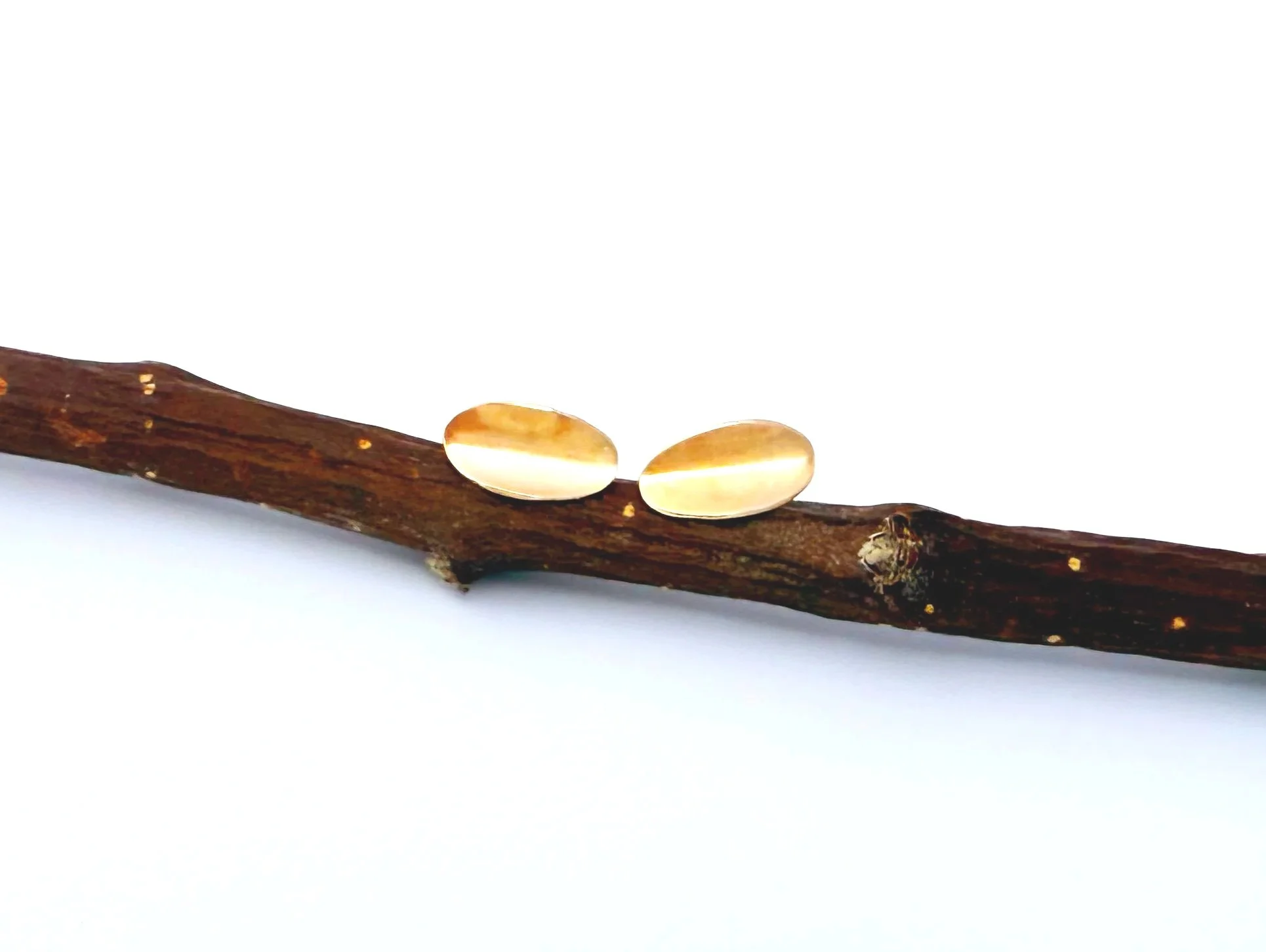 solid gold leaf stud earrings 14k