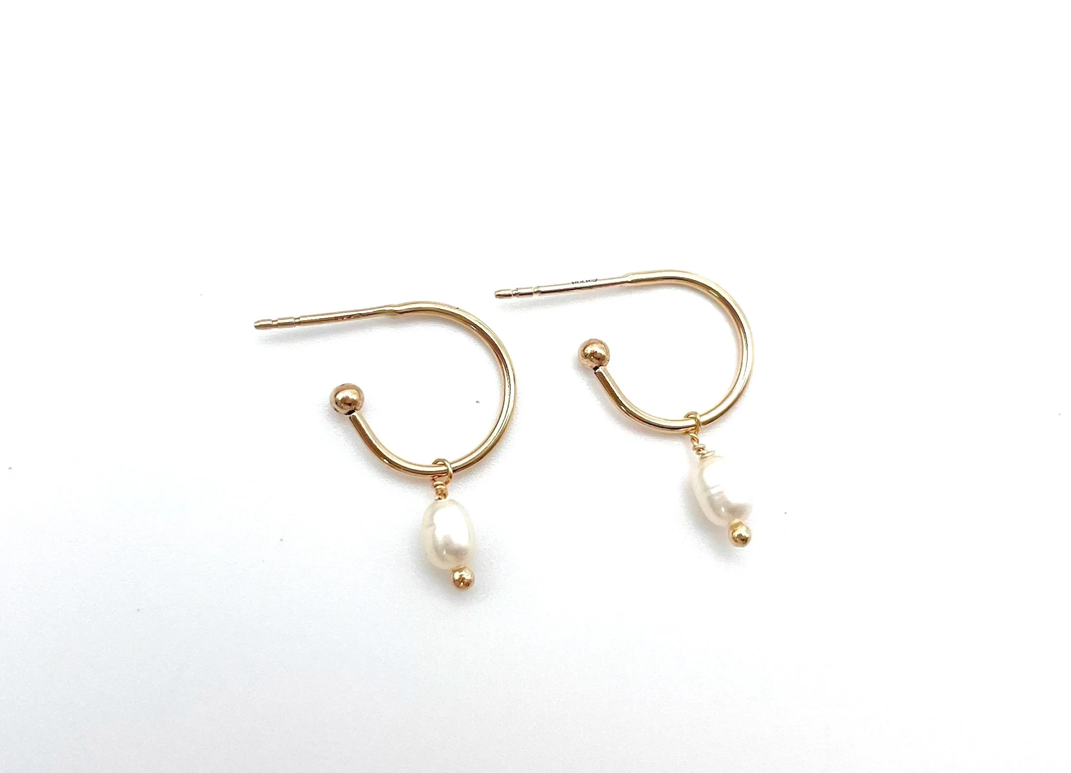 small gold hoop post earrings with freshwater pearl dangles