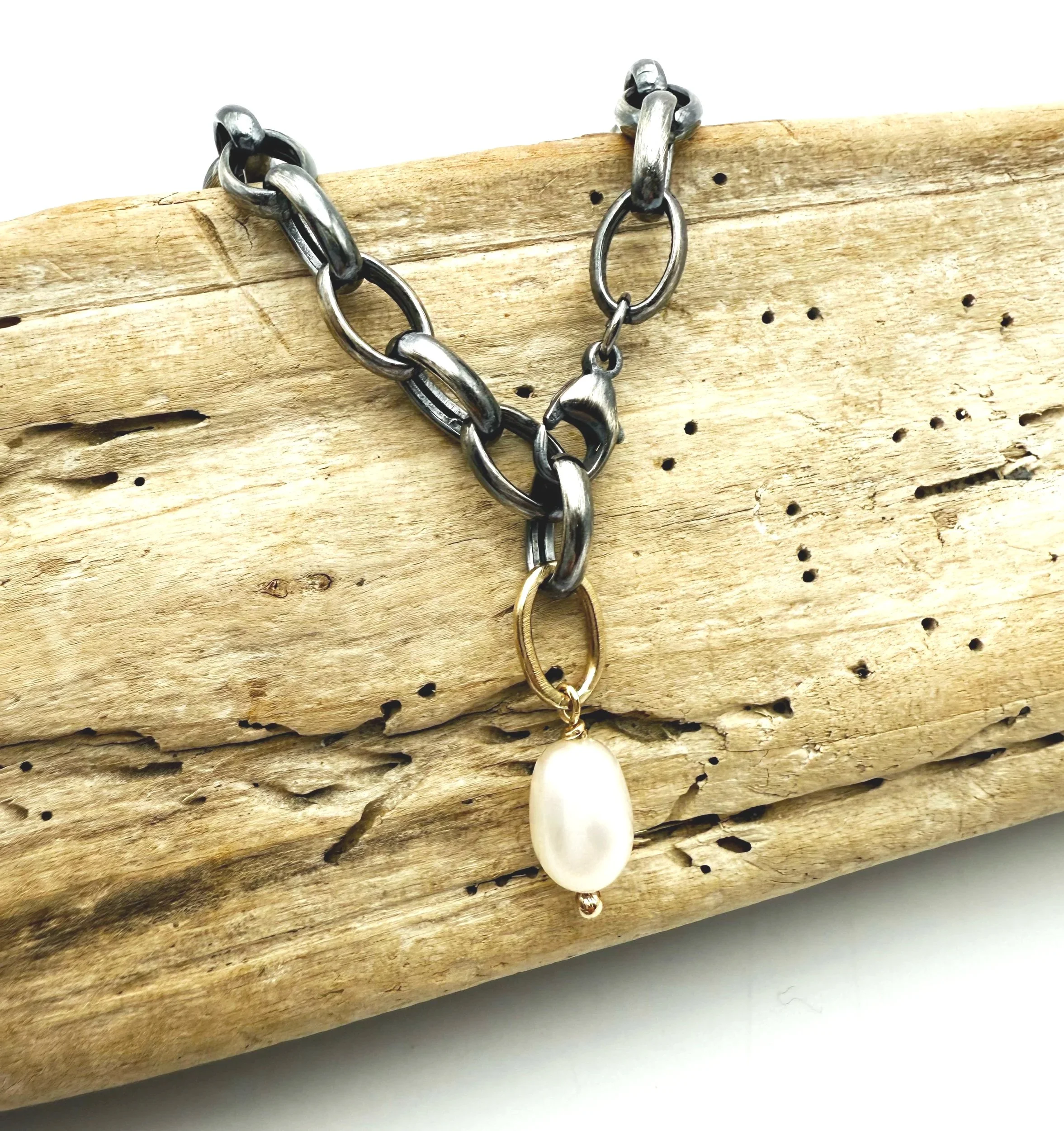 oxidized silver and pearl pendant necklace