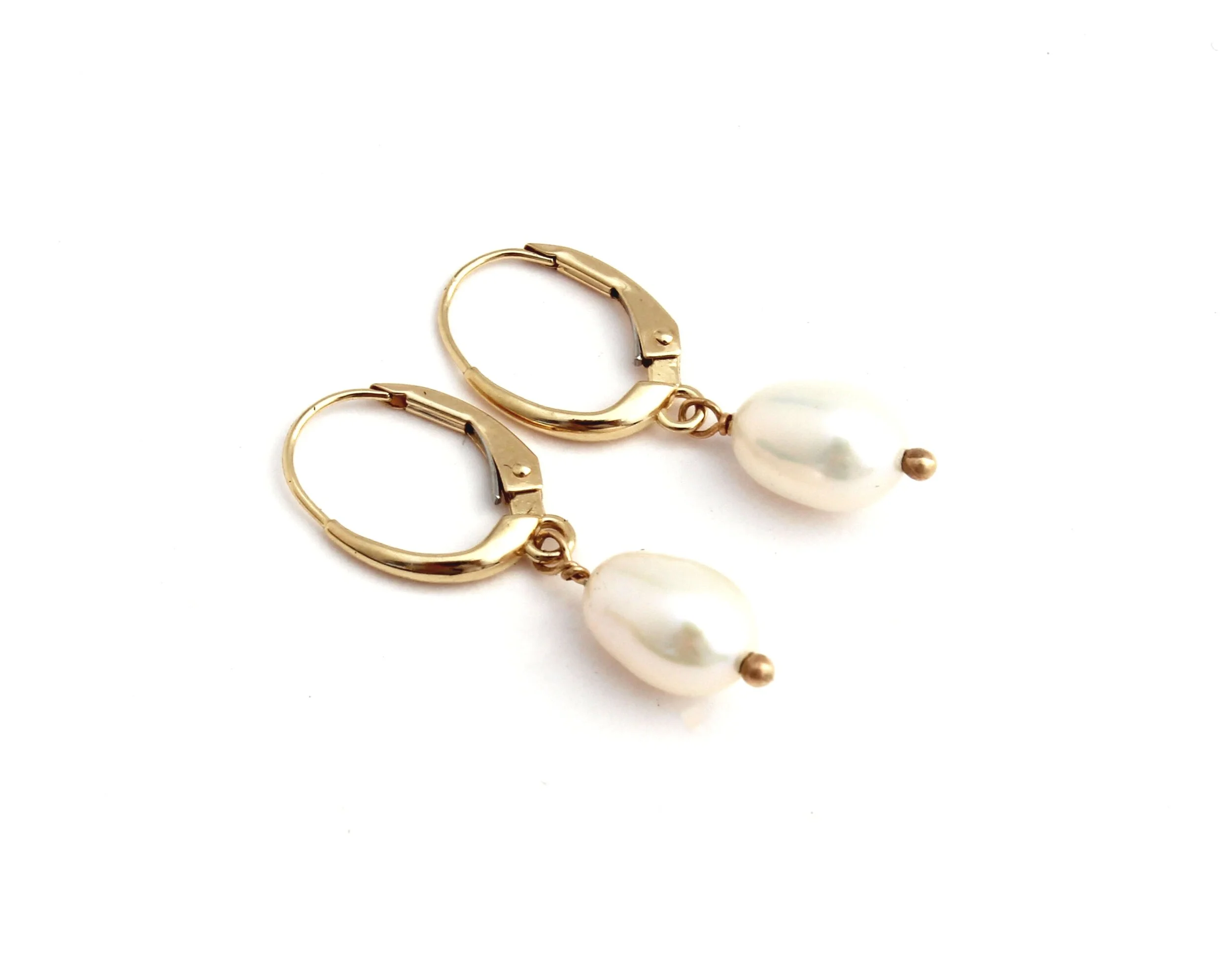 leverback gold earrings with freshwater pearl