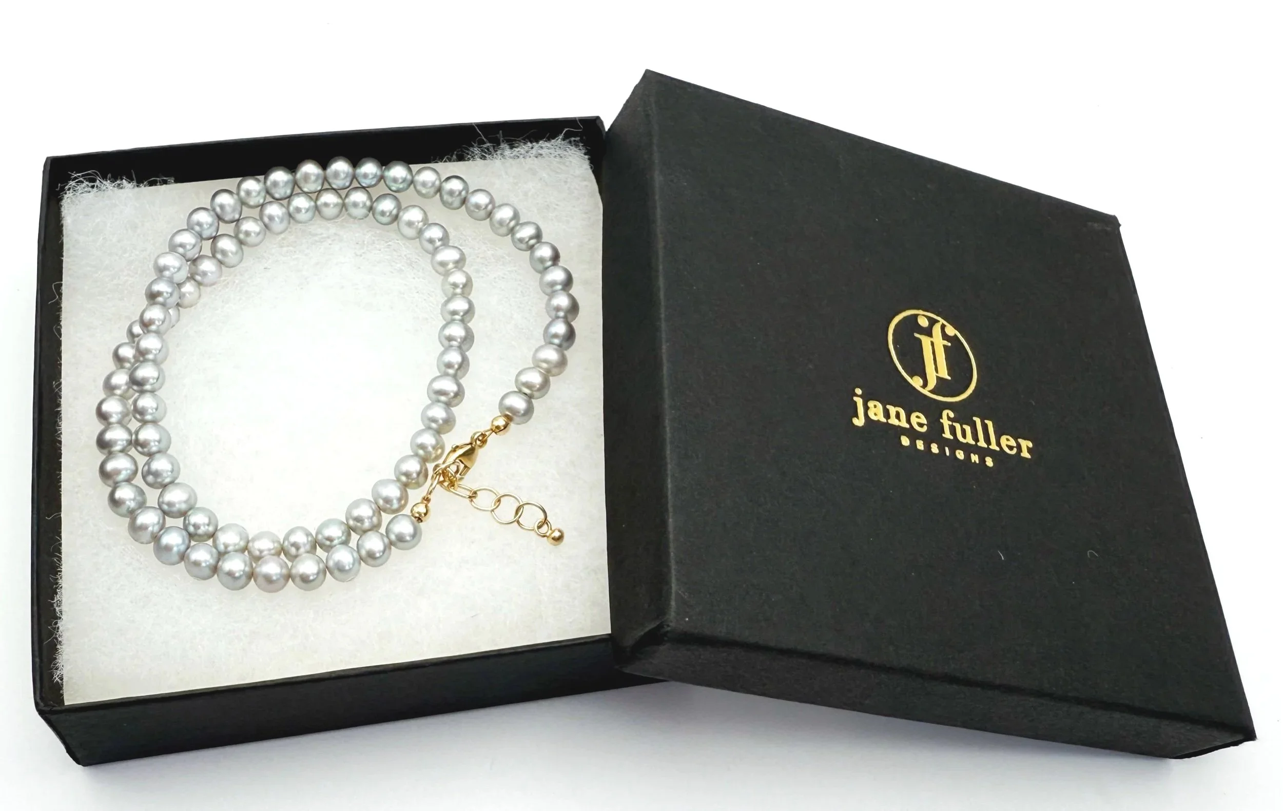pearl necklace gift for women in 14k solid gold