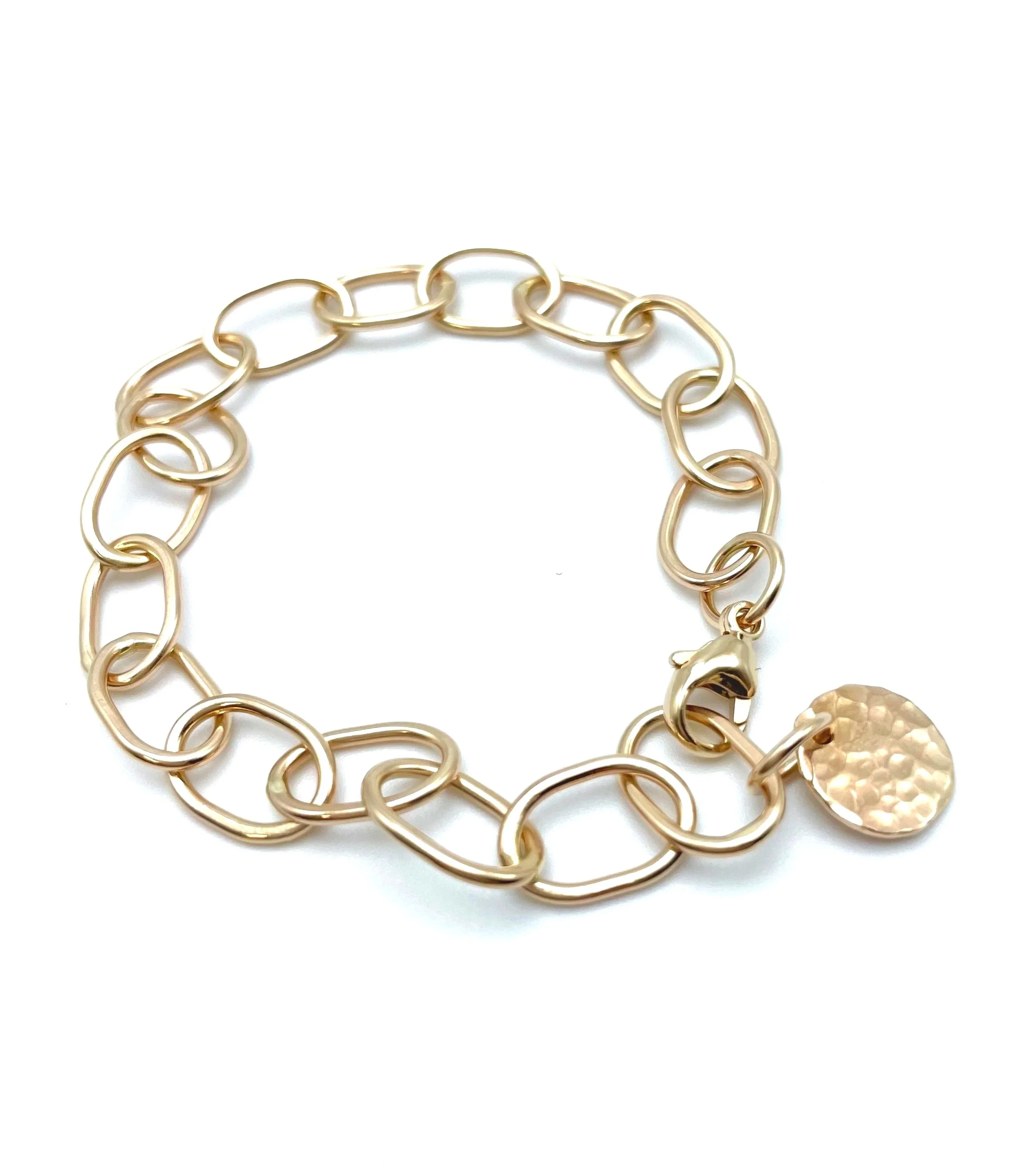 thick link oval chain bracelet in 14k solid gold