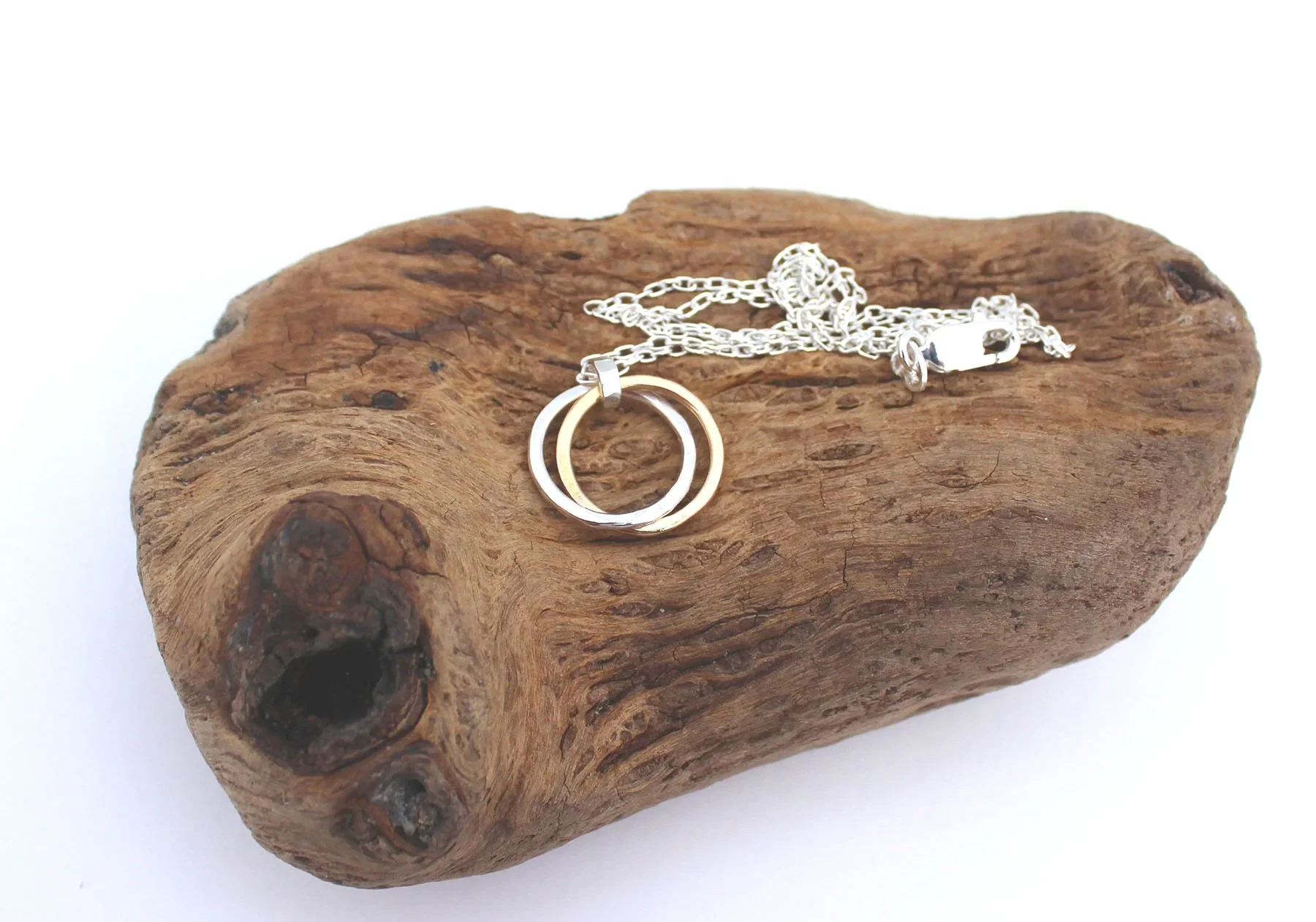 mixed metal circles necklace in silver and gold