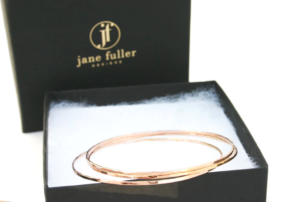 Faceted rose gold bangle bracelet 14k