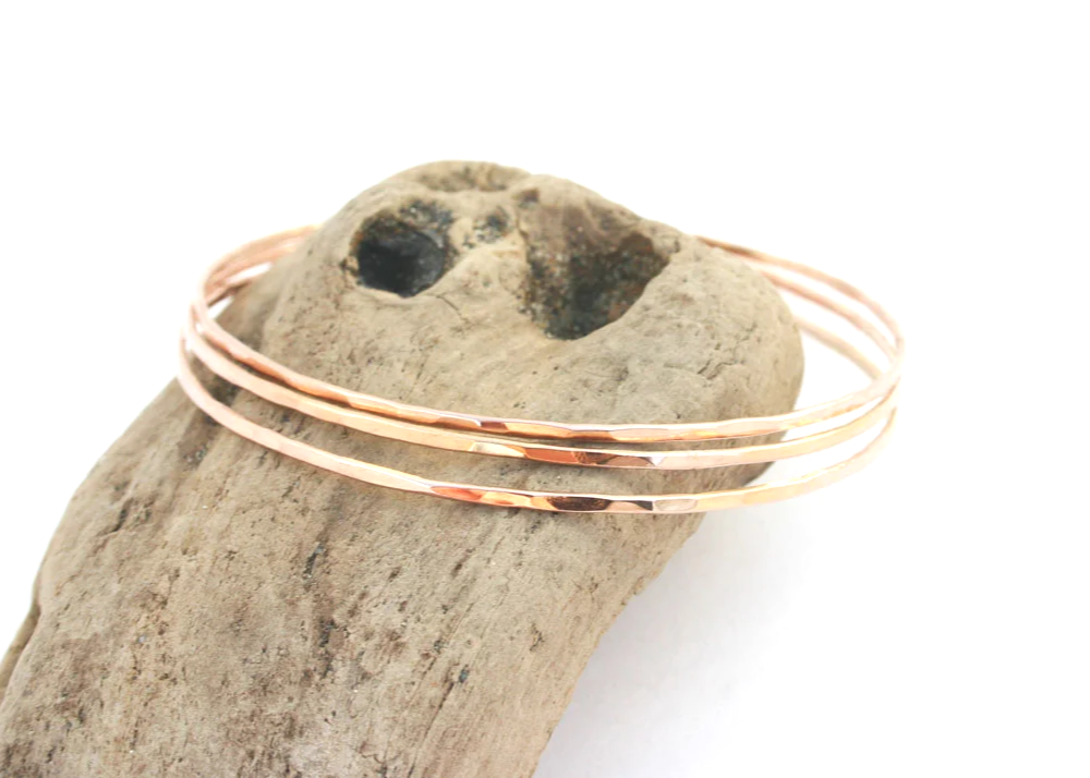 Handmade thin gold bangle hammered 14k