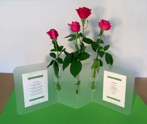 11--Poly-3-Bud-Vase-on-Green-roses.jpg