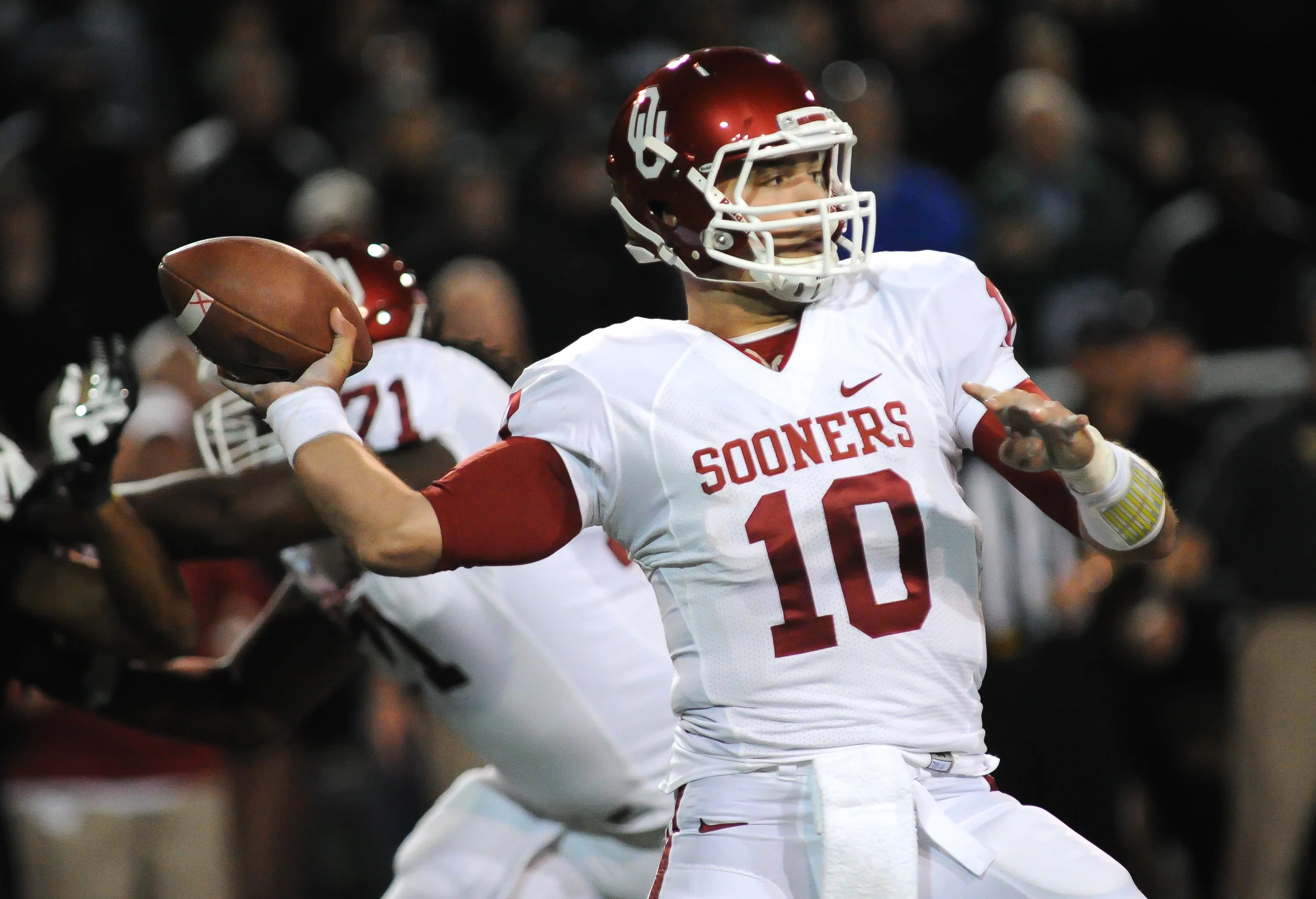 QB 10 Blake Bell - DSC_5575.jpg