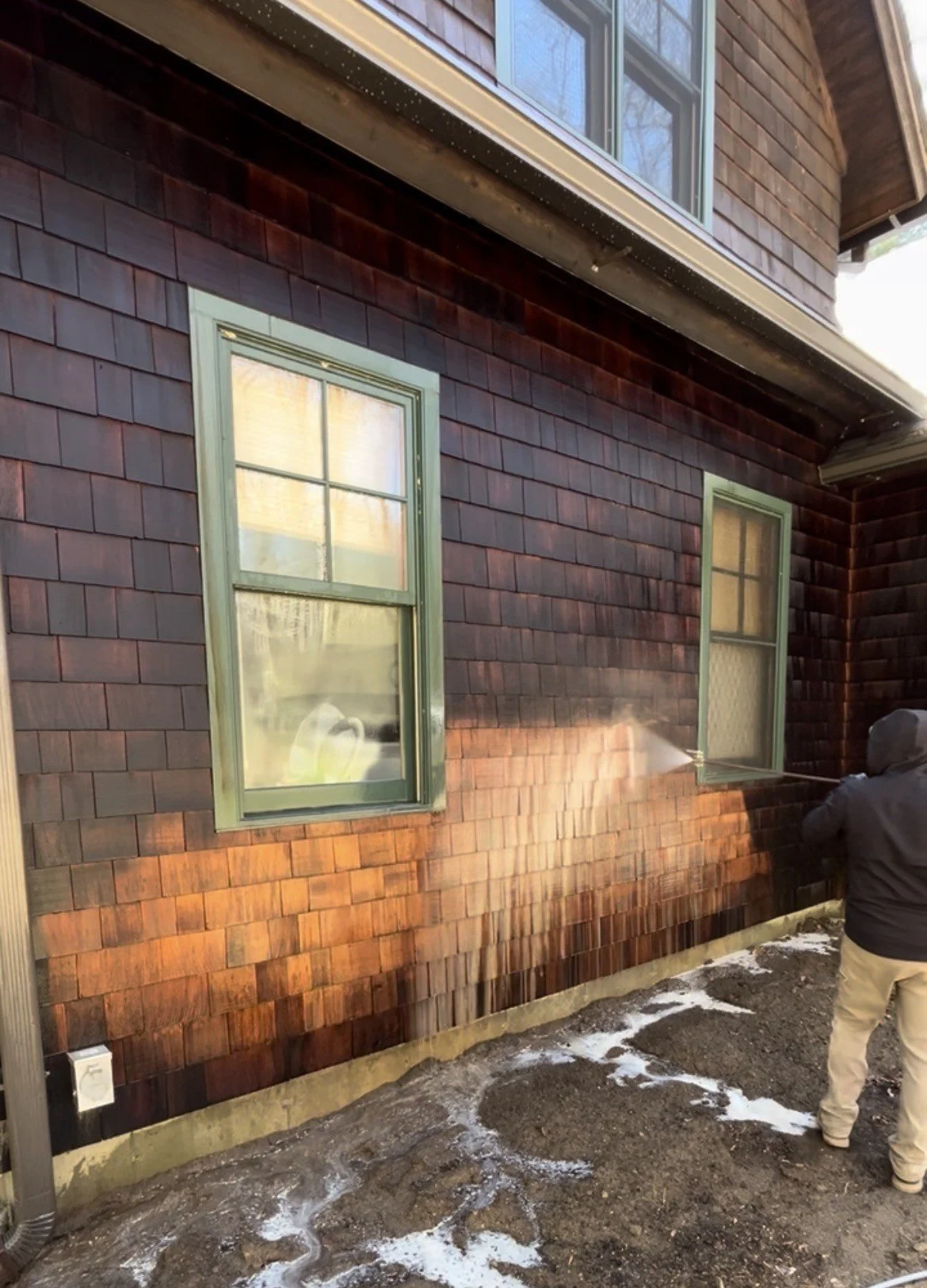 Woodstock Connecticut Power Washing, House Washing, Wood Restoration Services