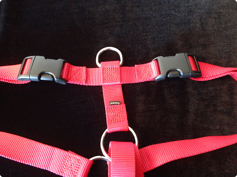 All nylon ribbon ends are stitched to the outside, so they can't rub skin