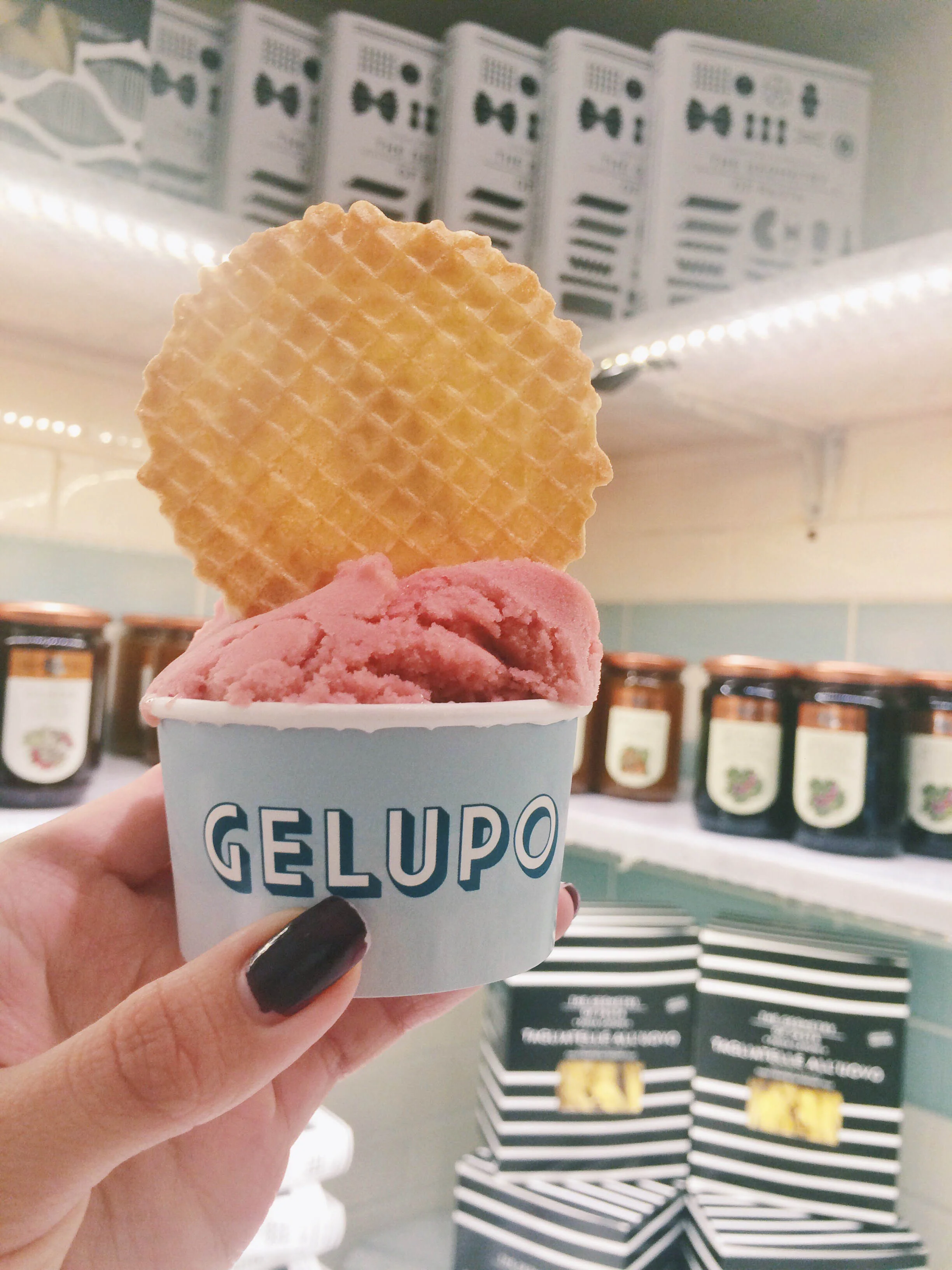 peach sorbet at a cosy gelato shop near chinatown - wish I remembered the name of the shop b/c that sorbet was so light & refreshing, perfect after getting too excited and stuffing ourselves w/ food LOL
