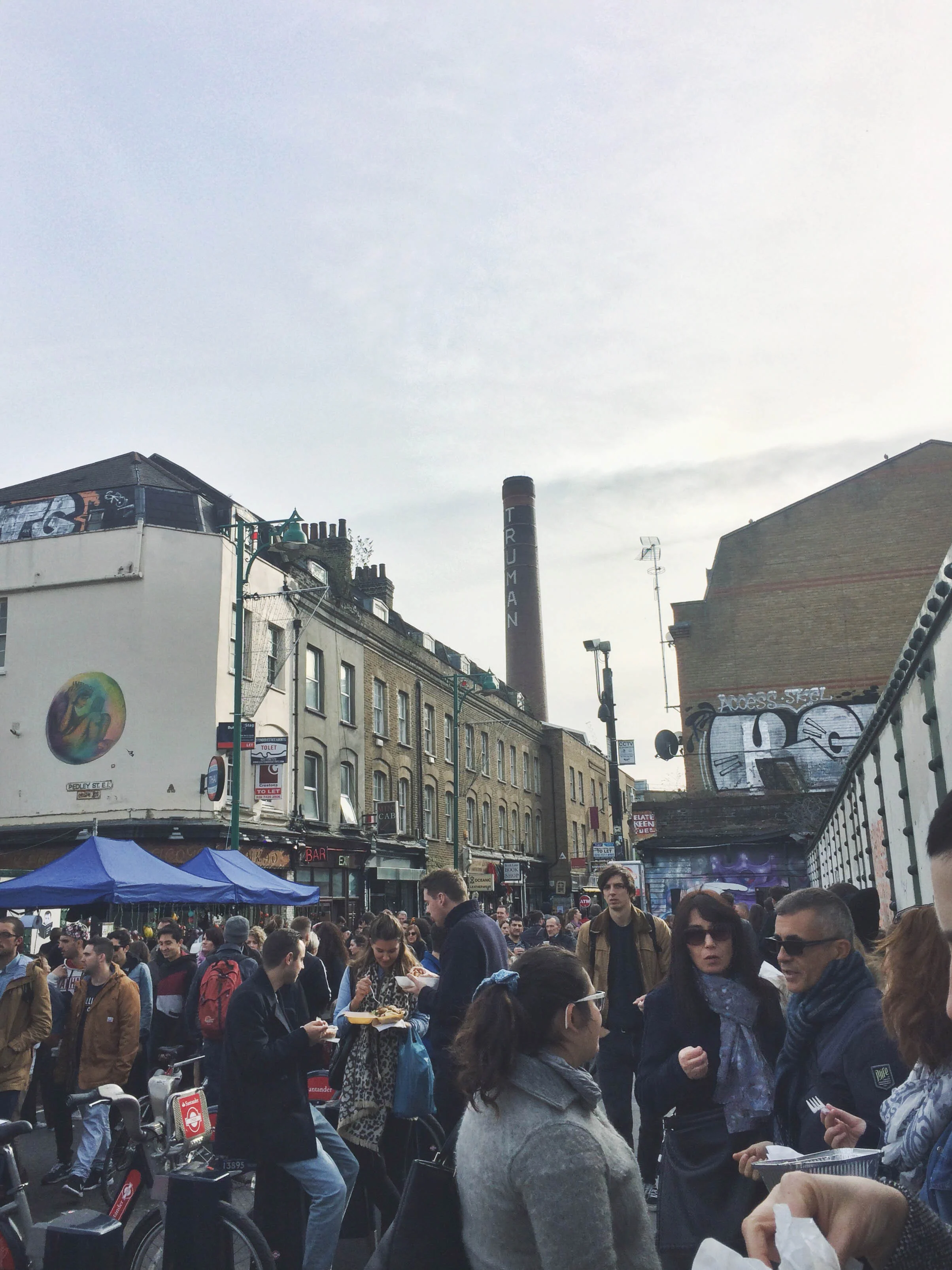 brick lane crowd on a Sunday