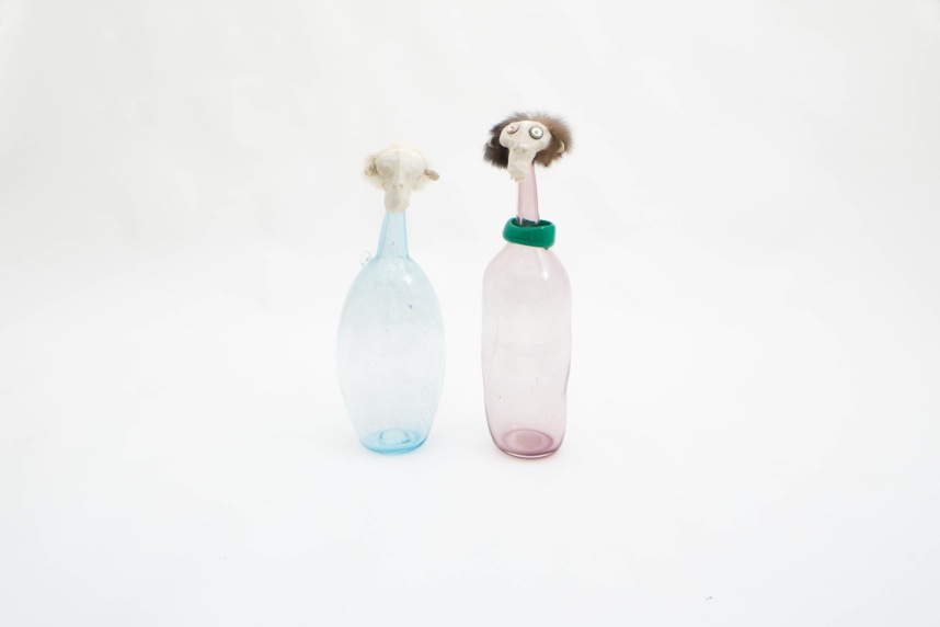 Francis Upritchard, Fidget and Squeaky, 2016