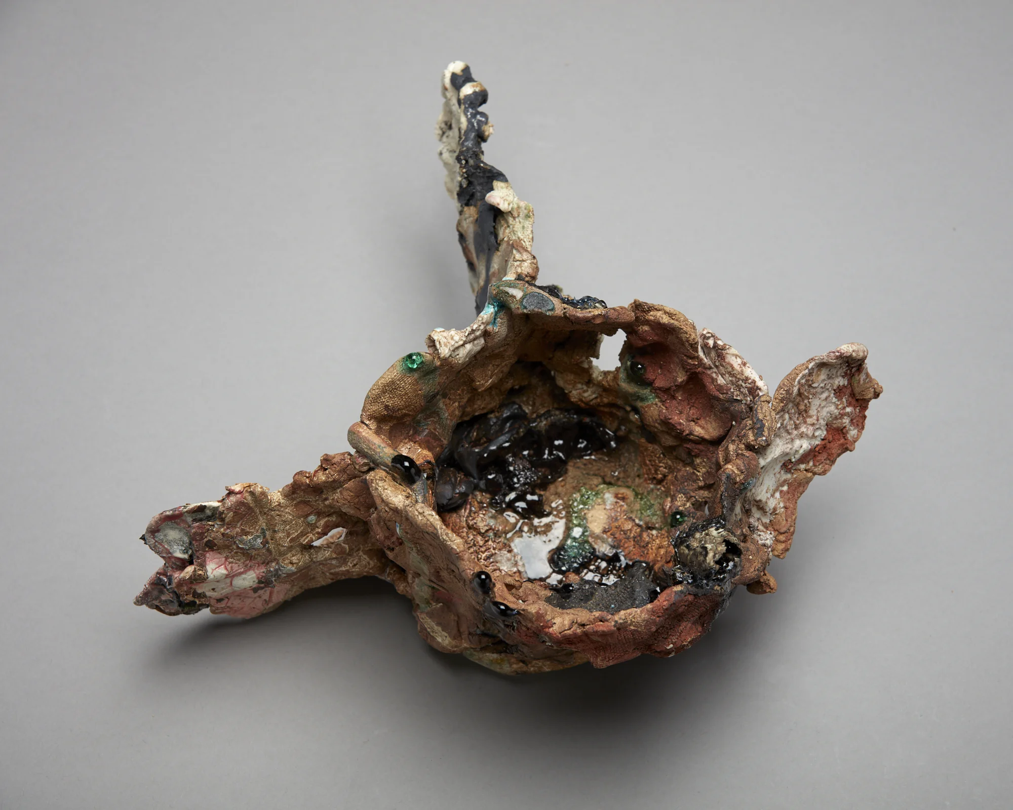 Leaf Cup 2018 raw clay, stoneware, porcelain, ceramic pigment and oxide, glass, copper 130 x 270 x 250mm