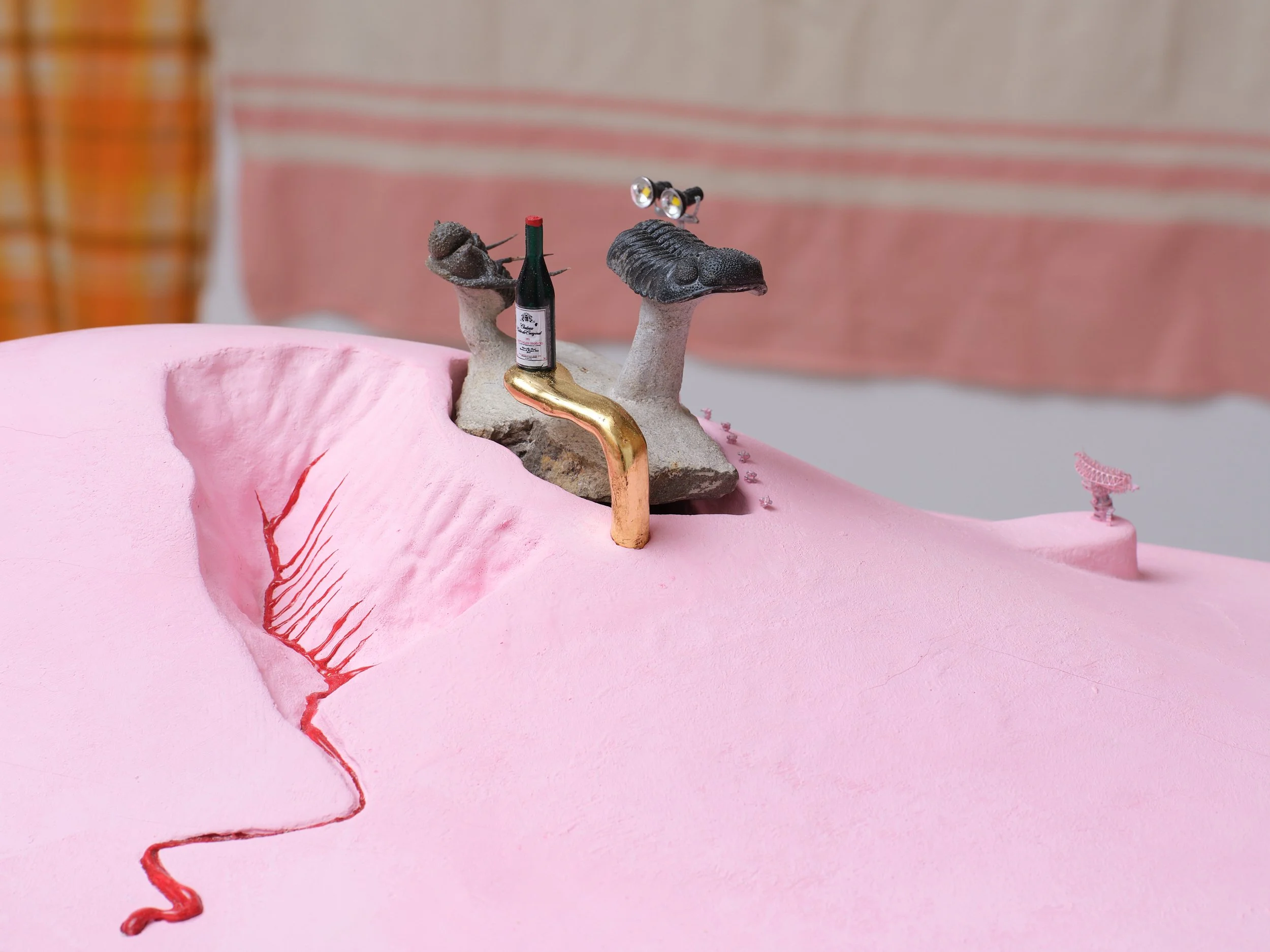   Song of the Lovesick Erbenochile feat. Flying Marroqops &amp; Cyphaspis with Blood and Wine  (detail) 2025-2026 Wood, pigmented gesso, bole, gold, limestone, electronics, plastic, brass, enamel paint, pearls, rhinestones, diamonds 710 x 205 x 290mm