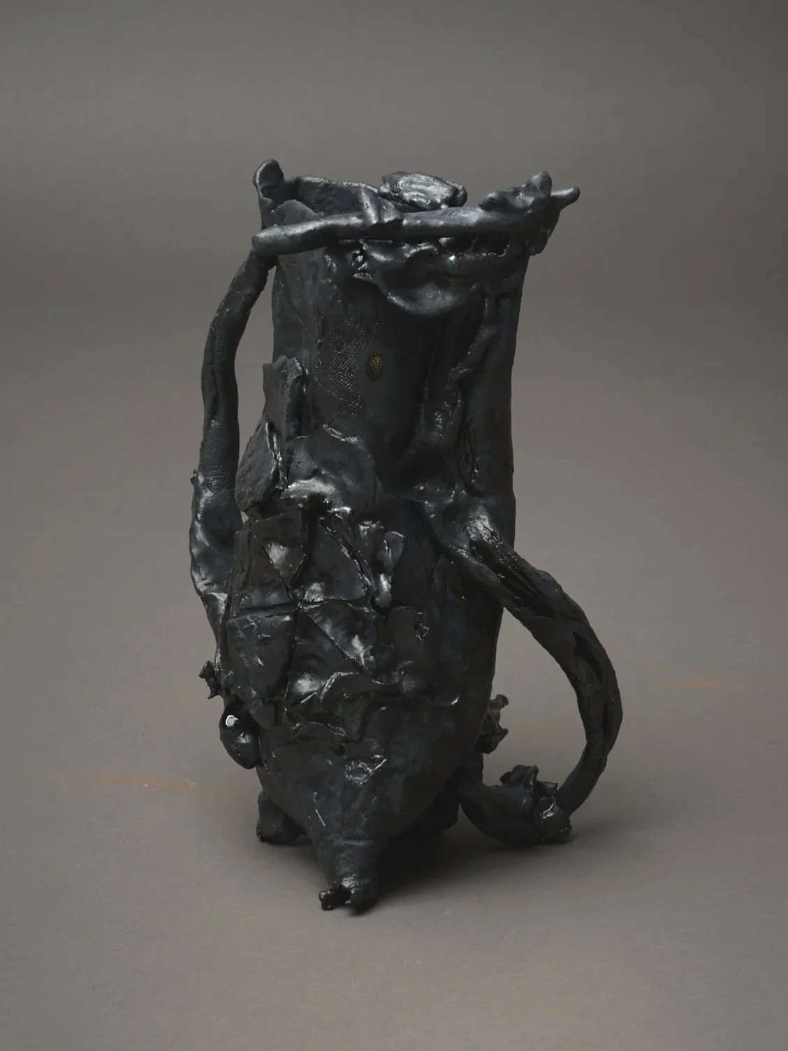   Lapvona  2022/24 stoneware, glass, copper, ceramic scraps, ceramic pigment and oxide 300 x 130 x 170mm 