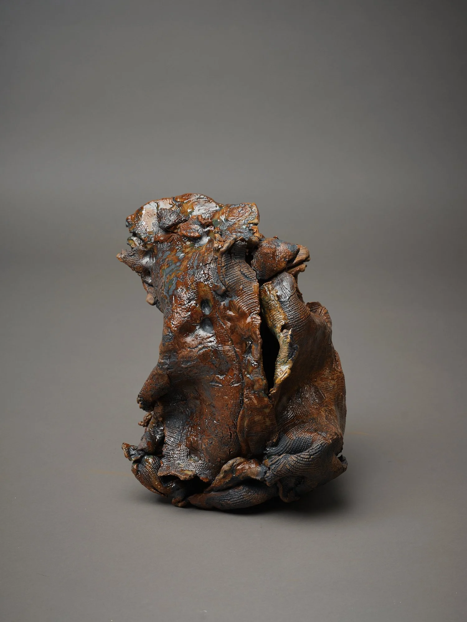   Sac  2023/24 stoneware, earthenware, raw clay, glass, copper, ceramic scraps, ceramic pigment and oxide  280 x 210 x 180mm 