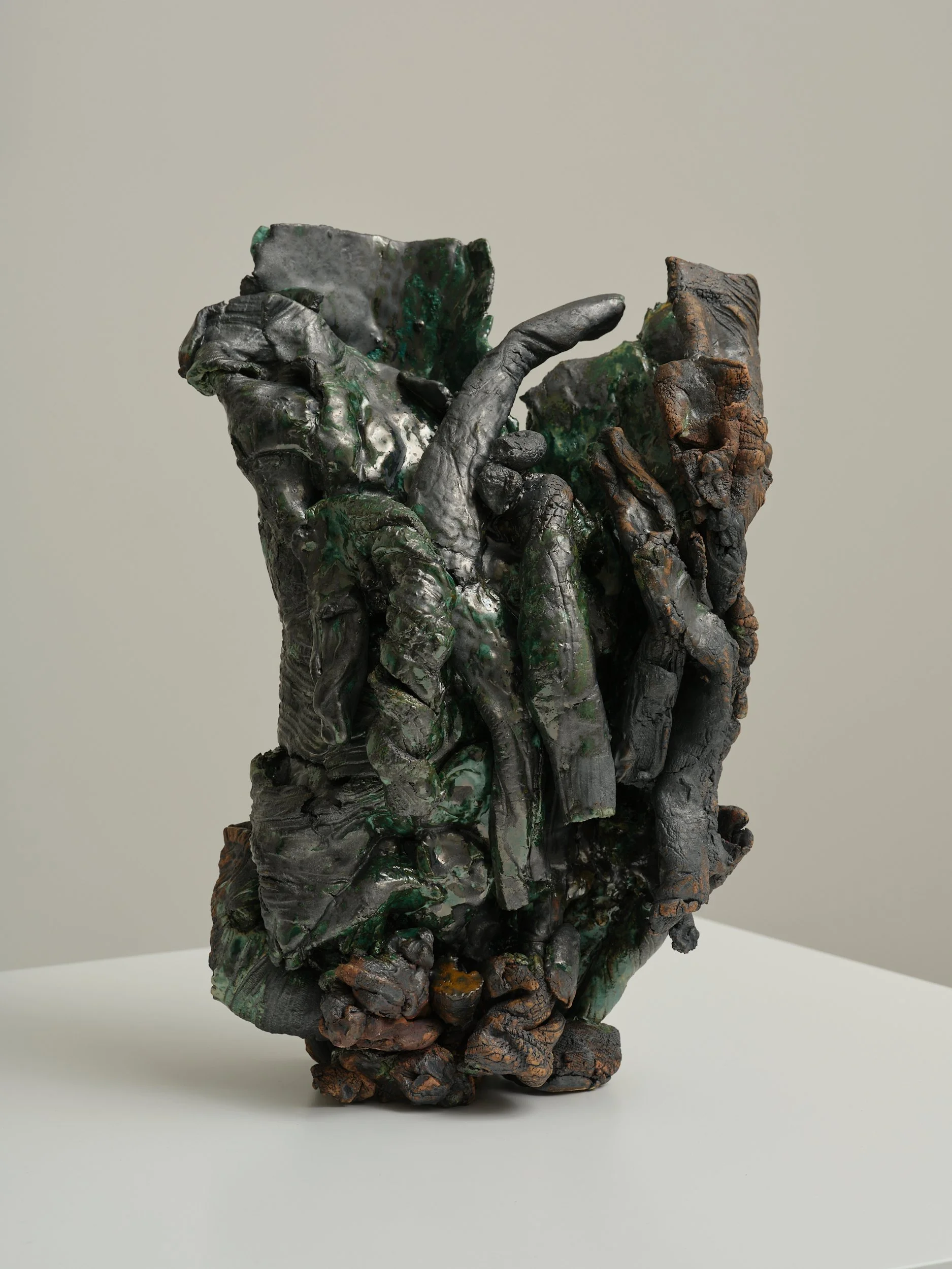   Smoke  2026 clay, pigment, oxide, glass 240 x 360 x 160mm 