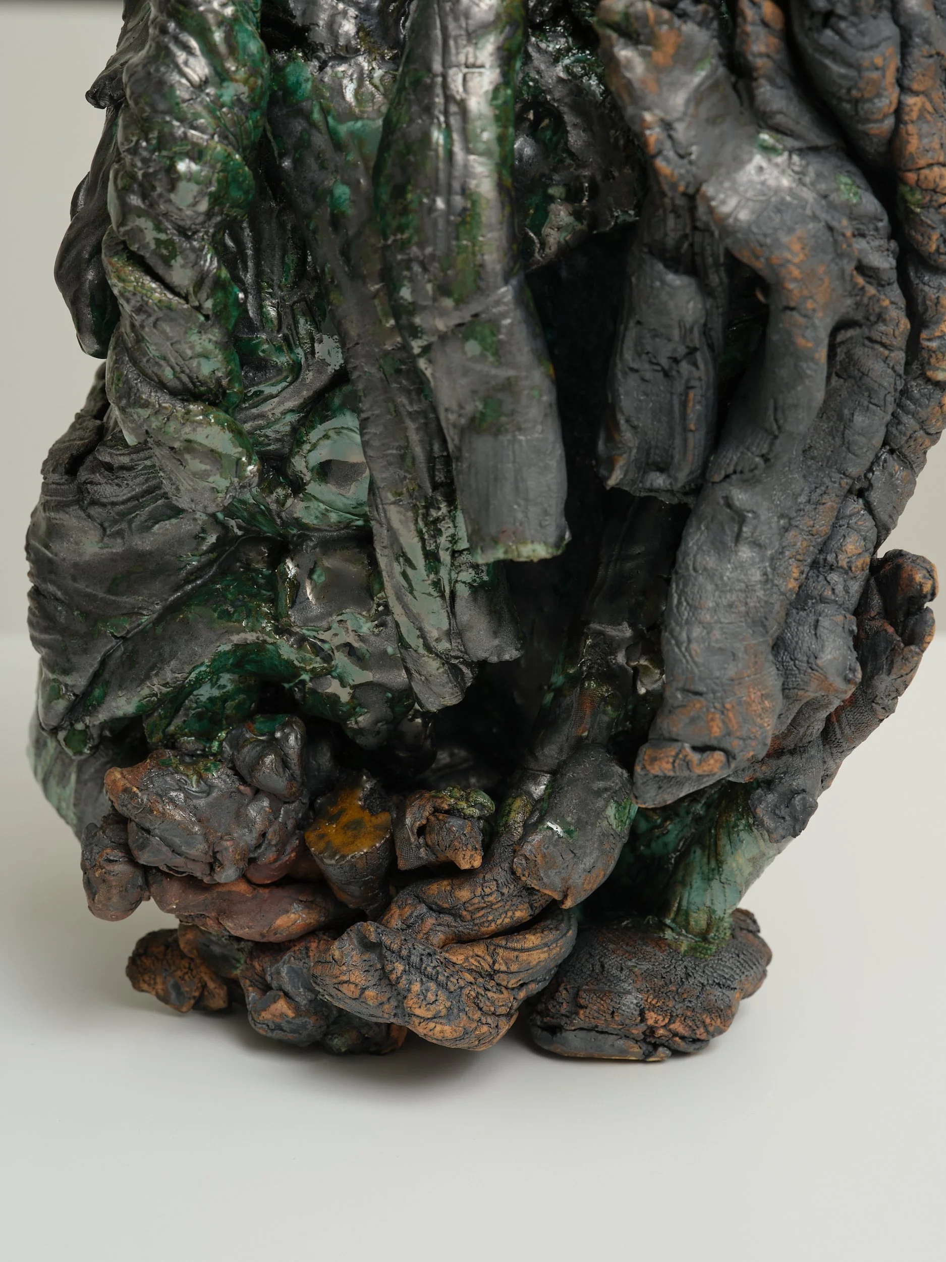   Smoke  (detail) 2026 clay, pigment, oxide, glass 240 x 360 x 160mm 