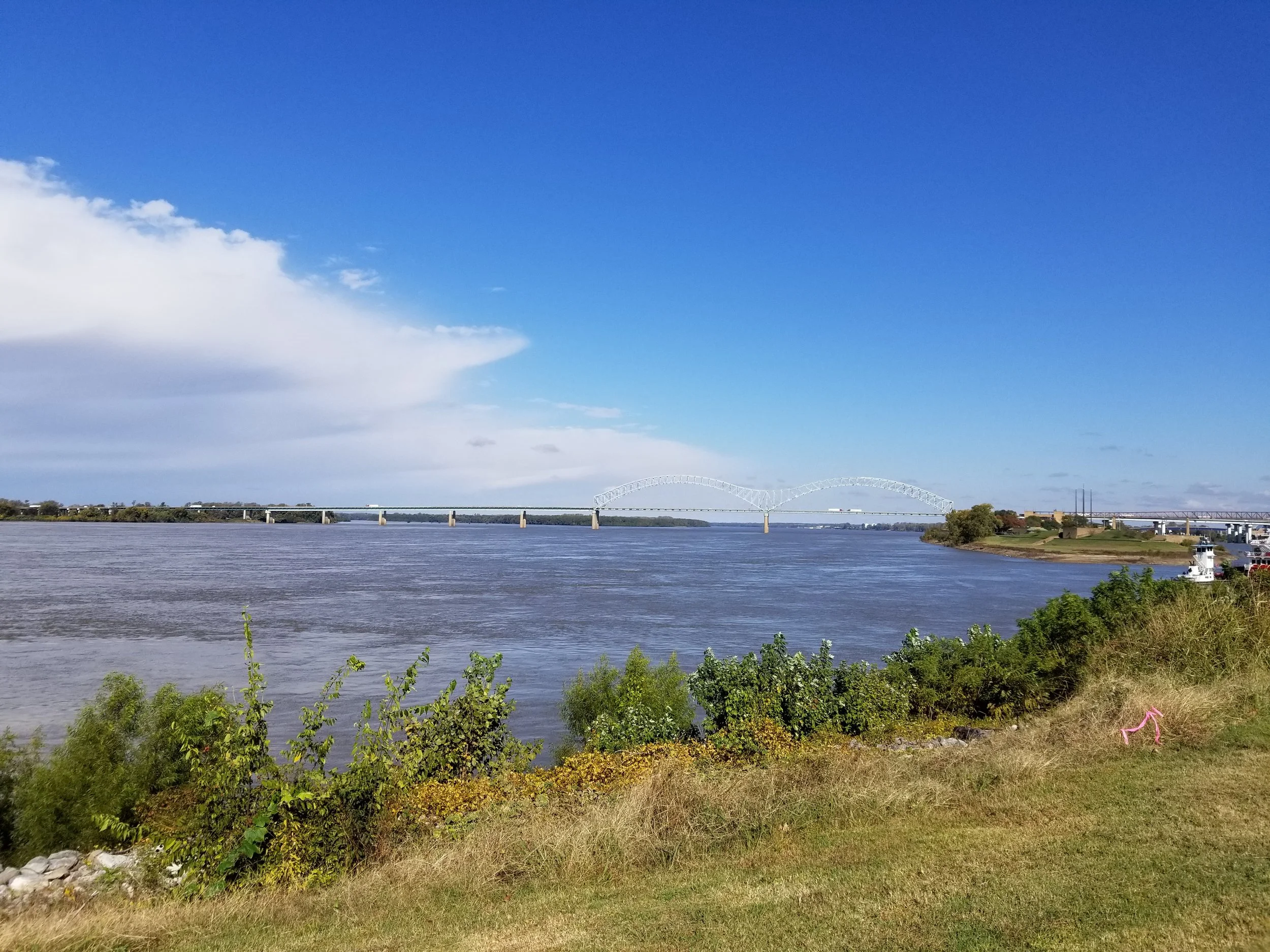 The Mississippi River in Memphis, edge of the state of Tennessee.