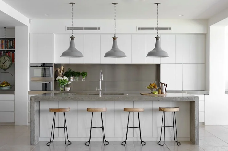JUSTINE HUGH-JONES DESIGN'S INDUSTRIAL KITCHEN