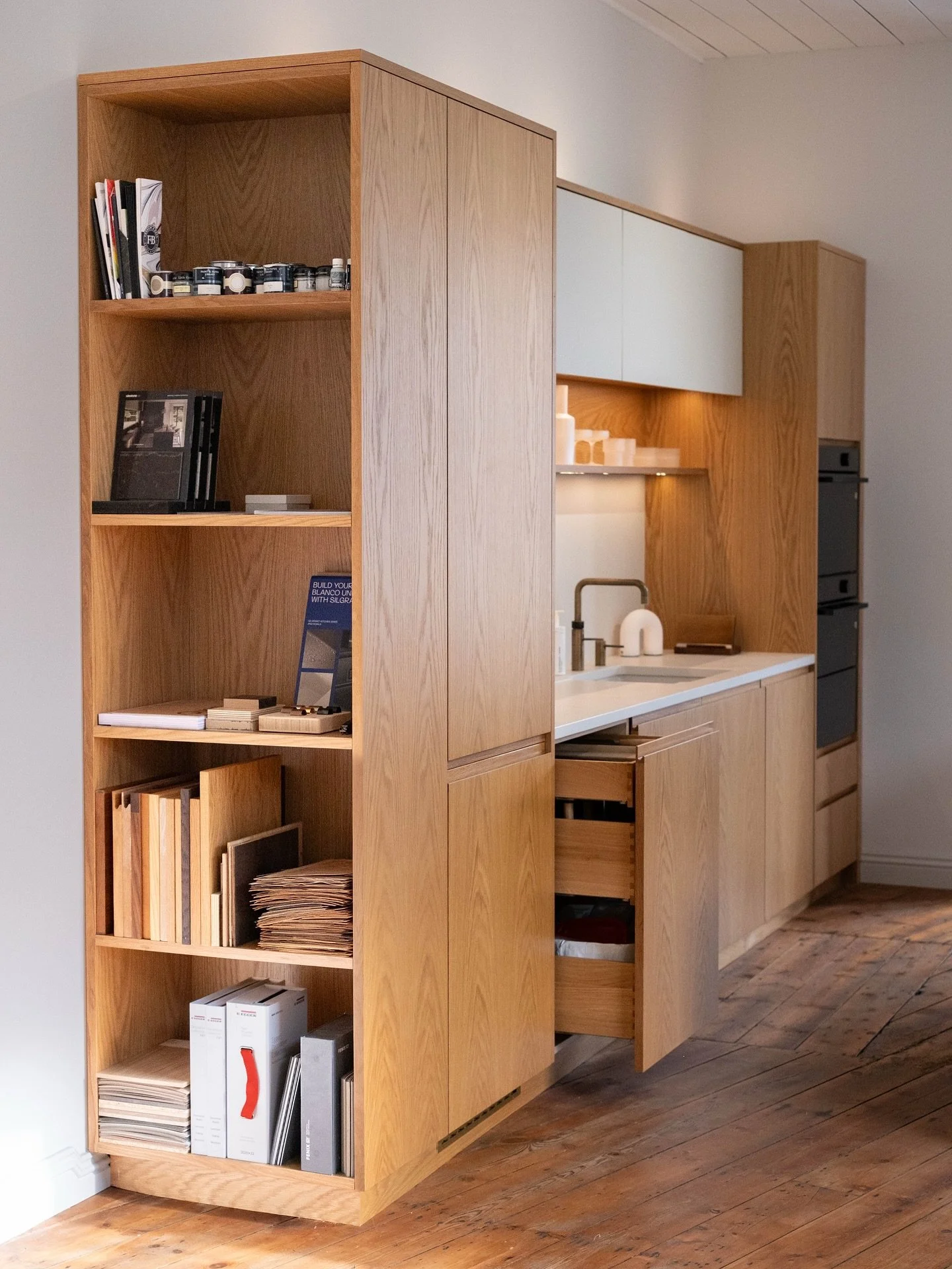 Our solid wood and veneered doors are made to order, and can be specialised to exact requirements.

These doors are made 22mm thick - lipped 5mm oak all edges, veneered in crown cut European Oak, lacquered in 3% sheen, routed J-pull handle detail and