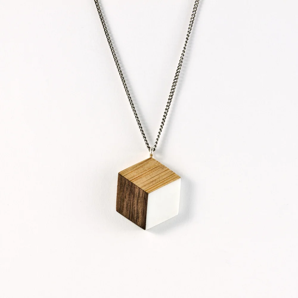 Cube Necklace / Accent White
