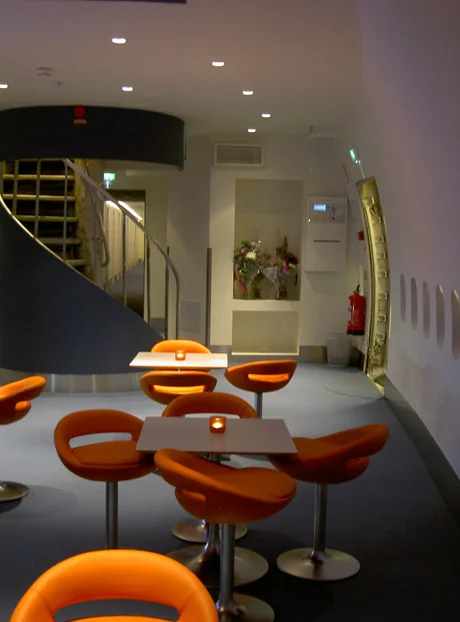 Reception area4.jpg
