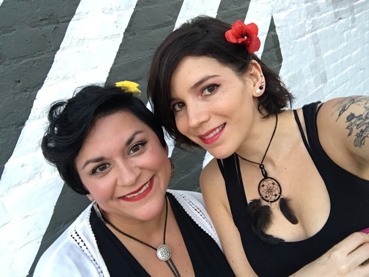 Angelique (r) and her sister Gina (l). (Photo Courtesy: Angelique Sloan)