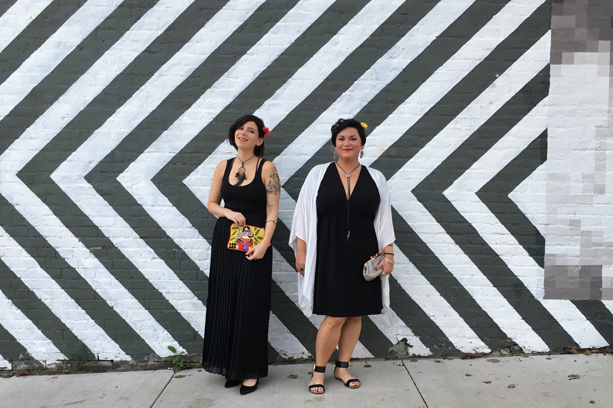 Angelique (l) and her sister Gina (r). (Photo Courtesy: Angelique Sloan) 