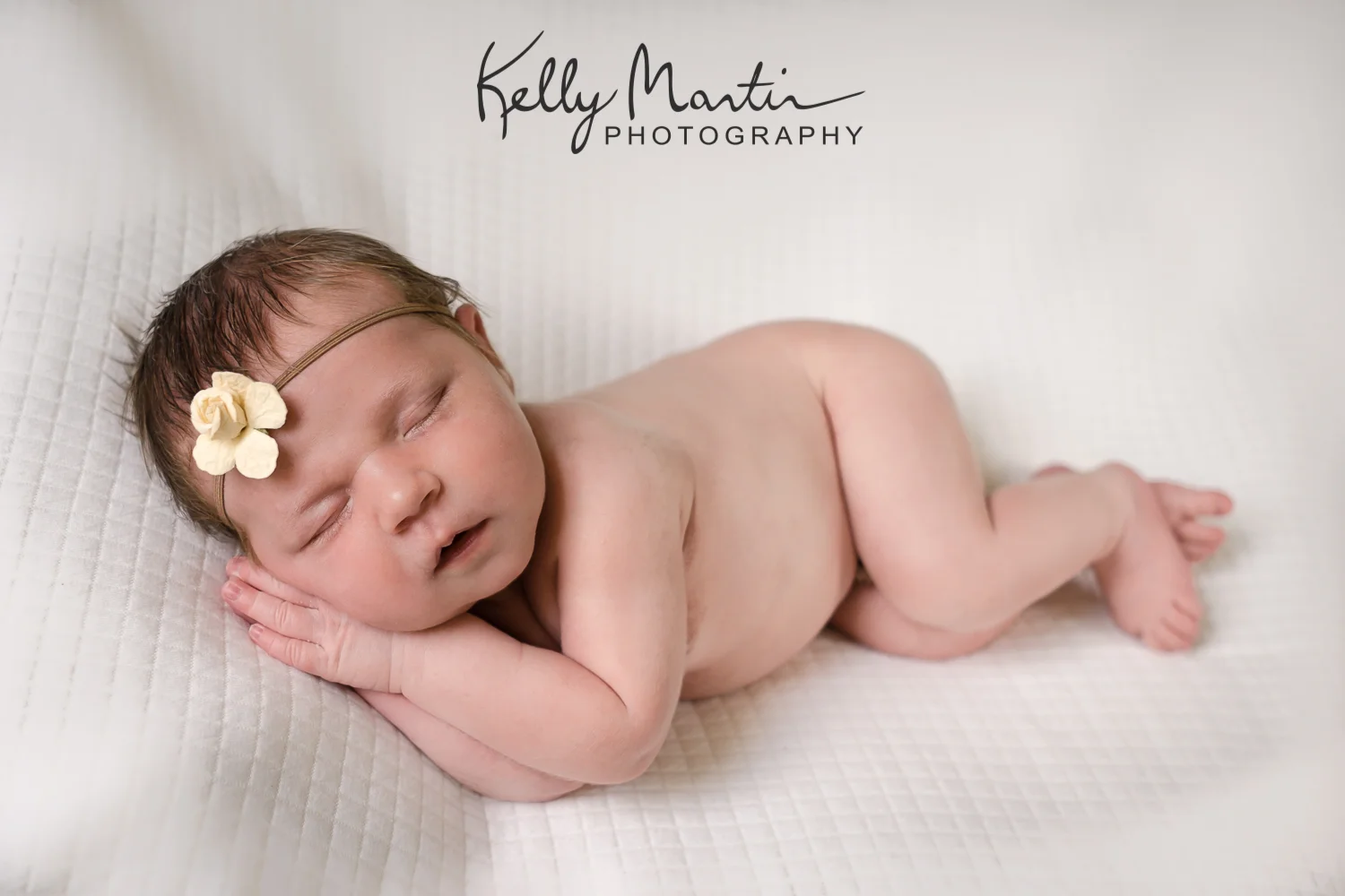 Raise 'em up | Welcome Eden Marie | Indianapolis Children's Photographer