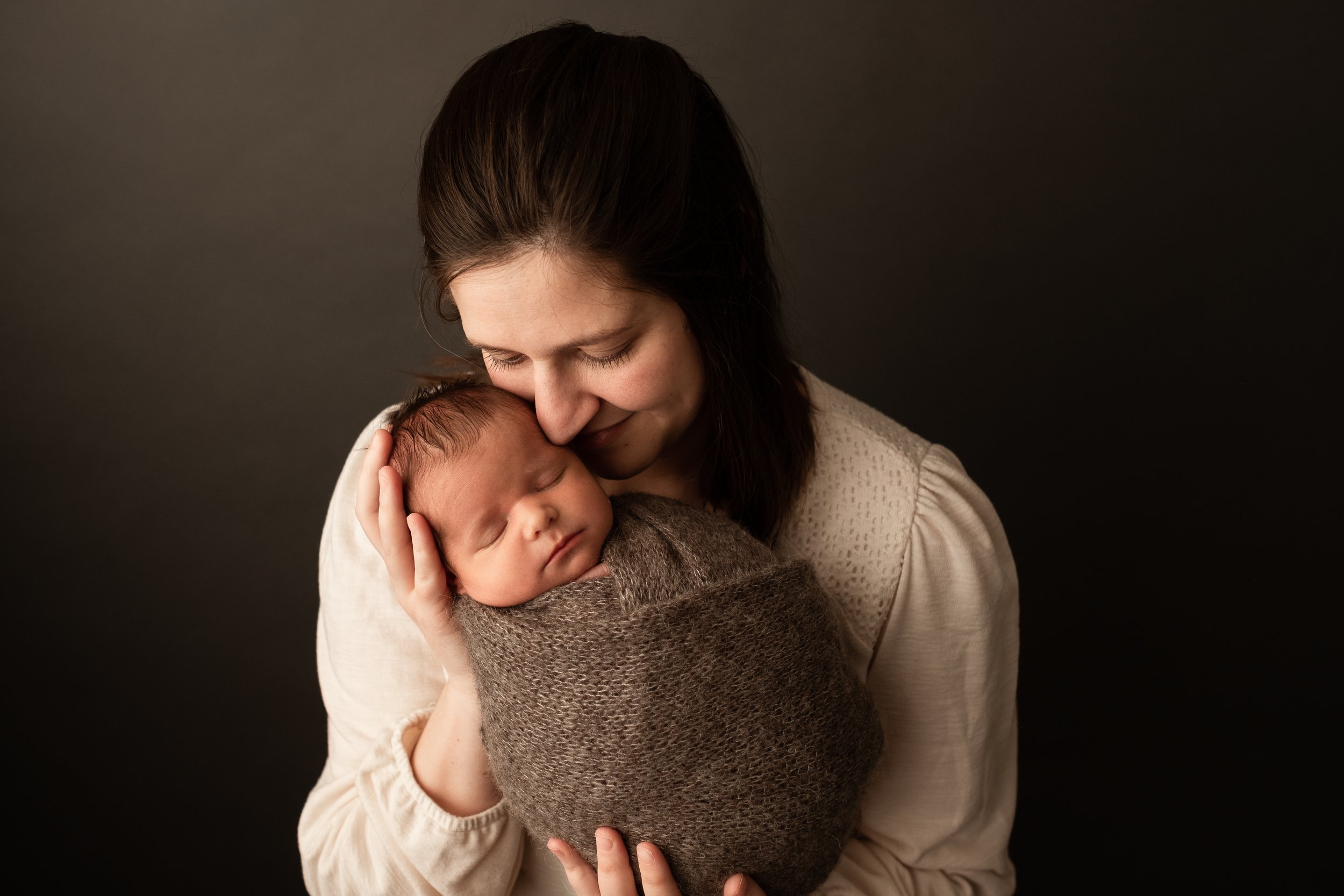 Indianapolis-Newborn-Photographer-Anderson5-32-Edit.jpg