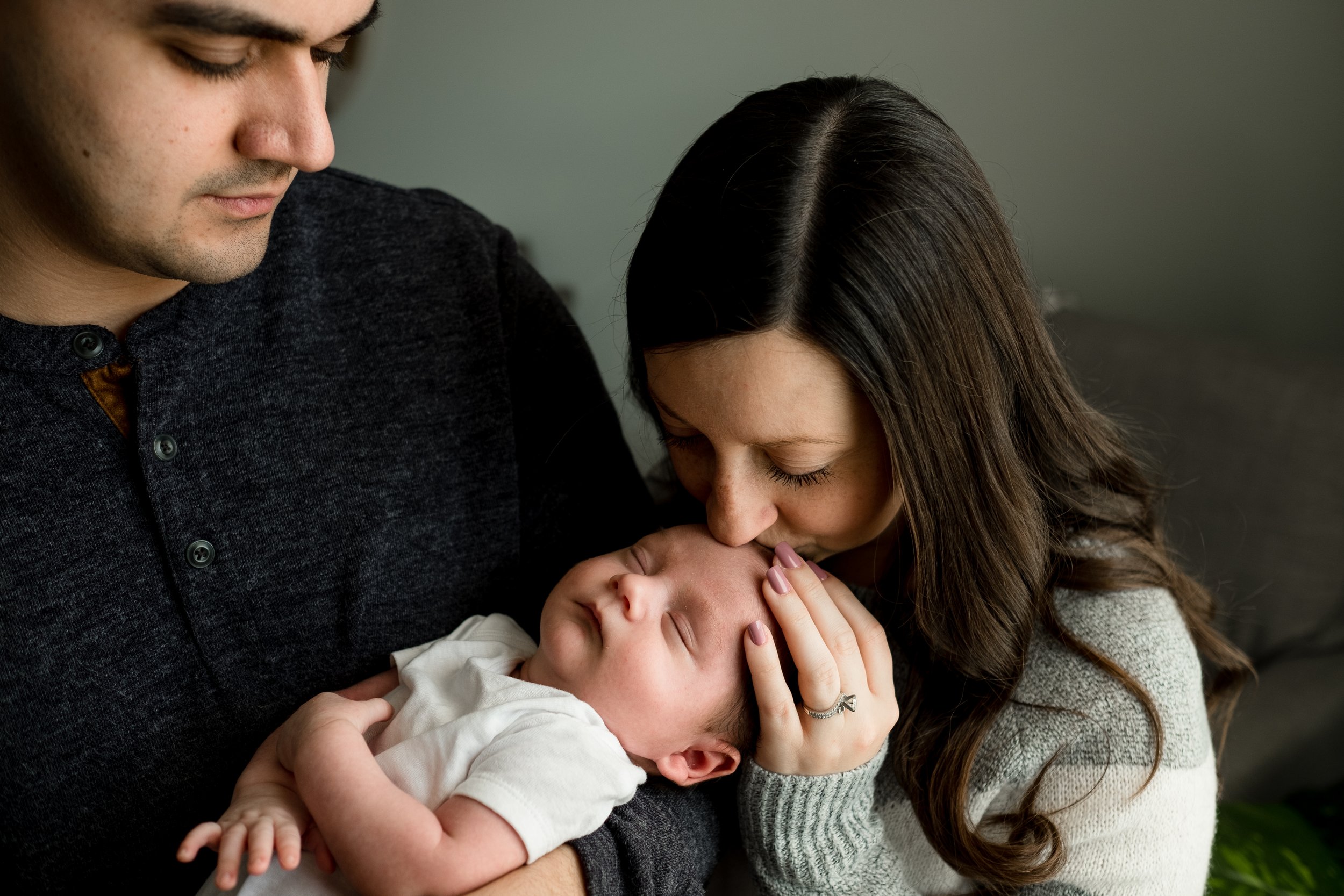 Indianapolis-Newborn-Photographer-Garcia1-85.jpg